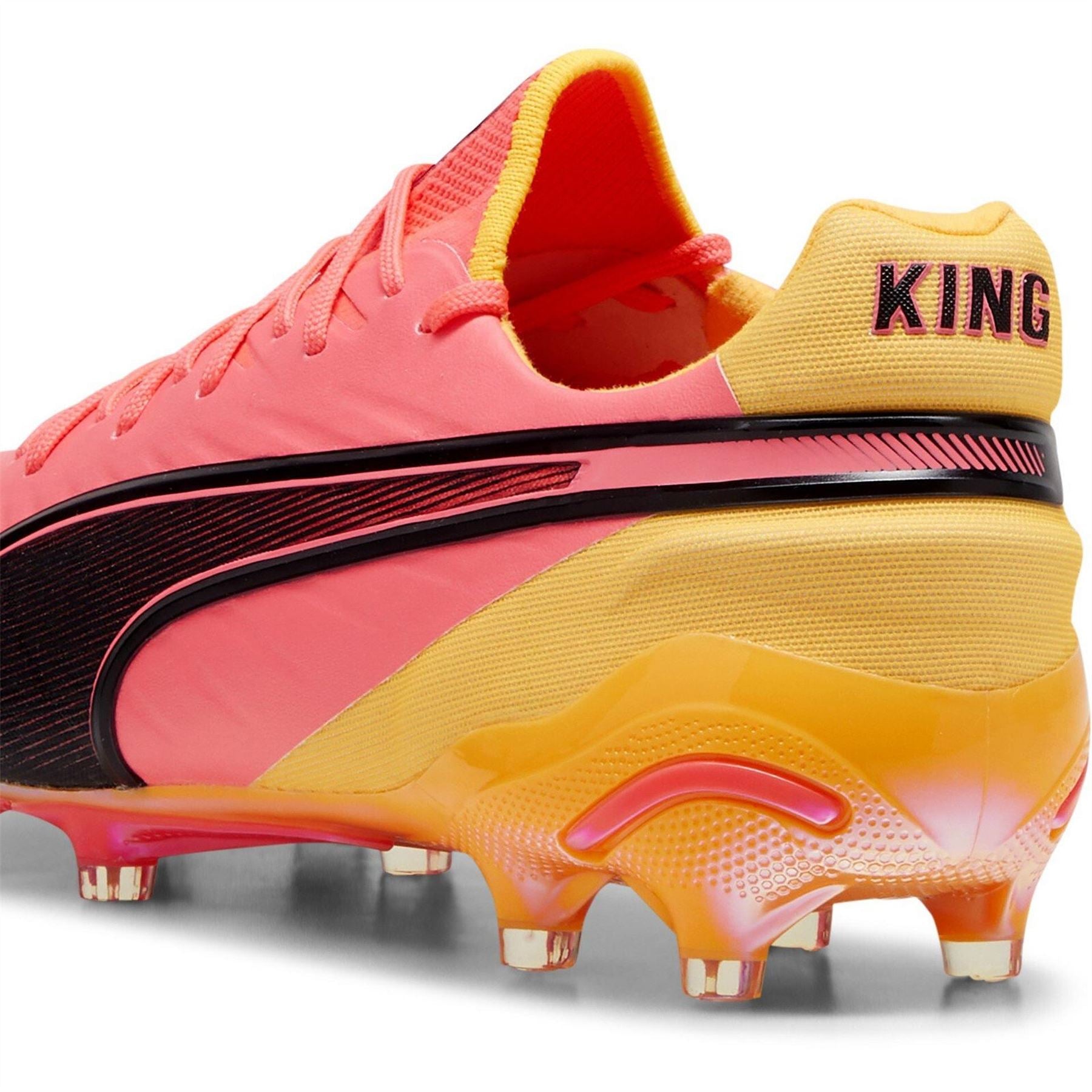 Puma King Ultimate Tricks Firm Ground Football Boots