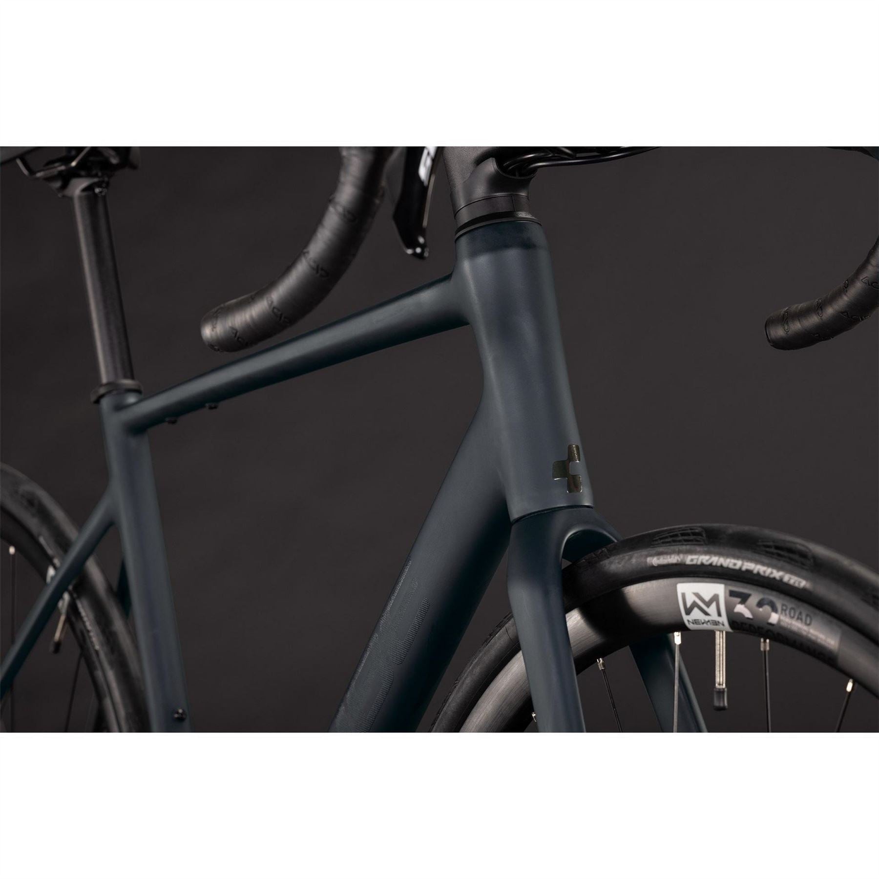 Cube Attain Slx 2027 Road Bike