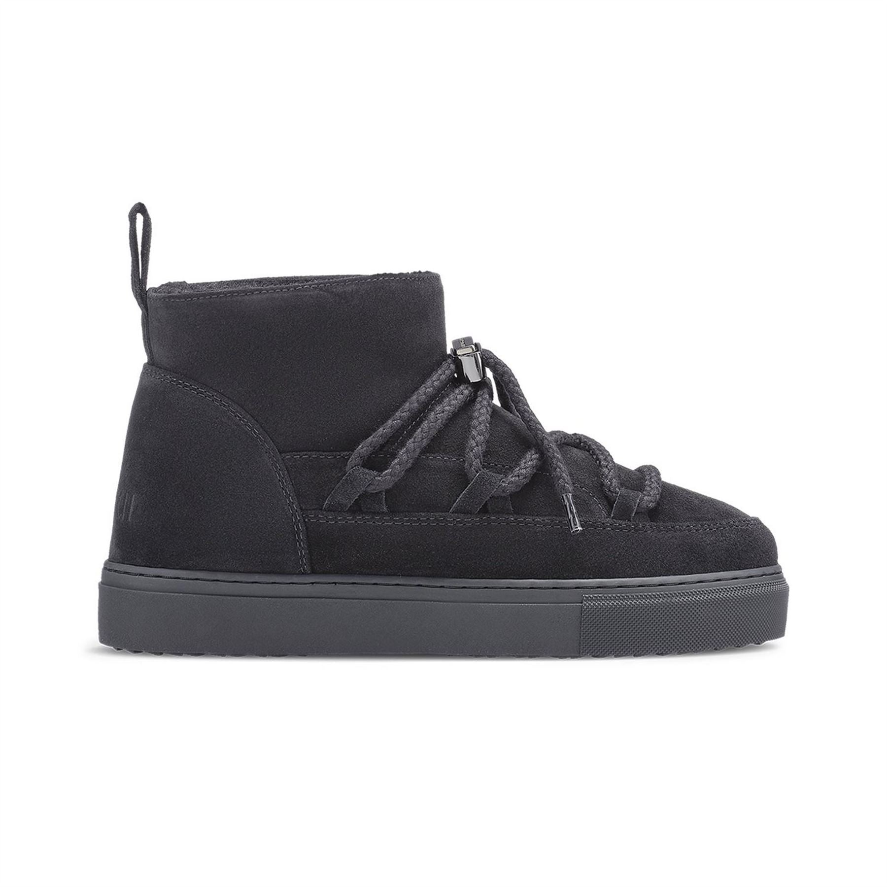 Inuikii Classic Snug Boots with Lace-Up Closure