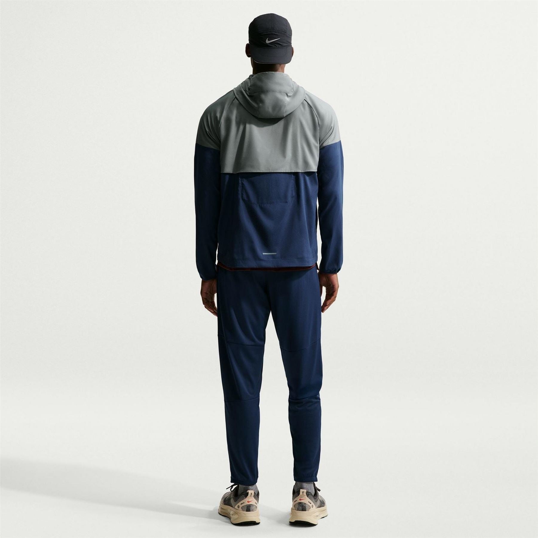 Nike Windrun Hooded Performance Jacket