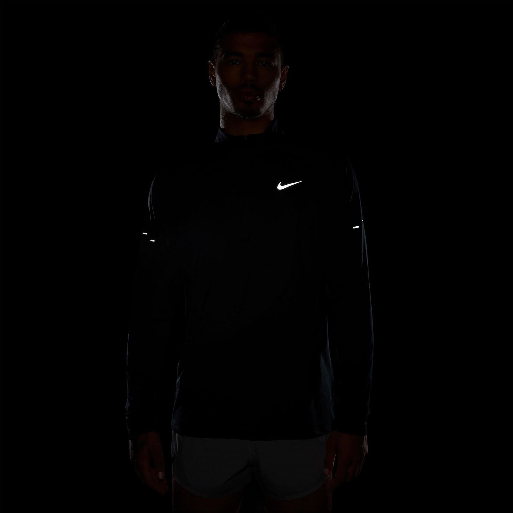 Nike Stride Zip Neck Regular Fit T-Shirt