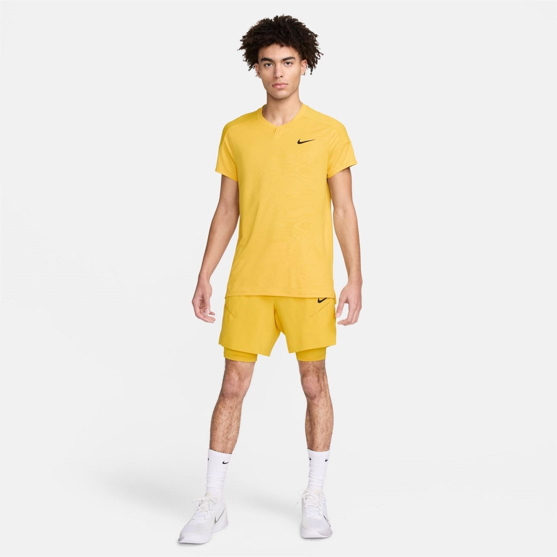 Nike Slam Dri Fit V-Neck Regular Fit T Shirt