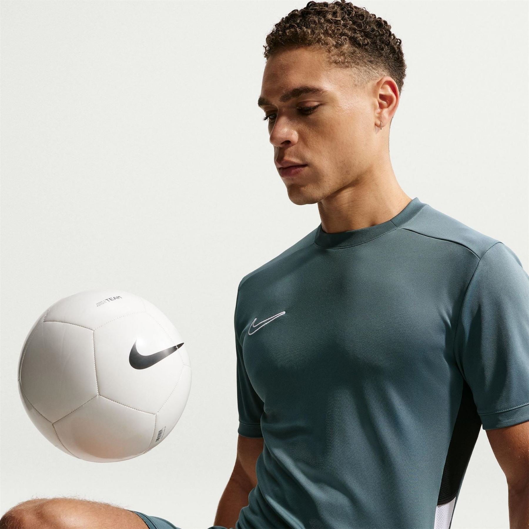 Nike Mens Dri Fit Academy Short Sleeve Football Top