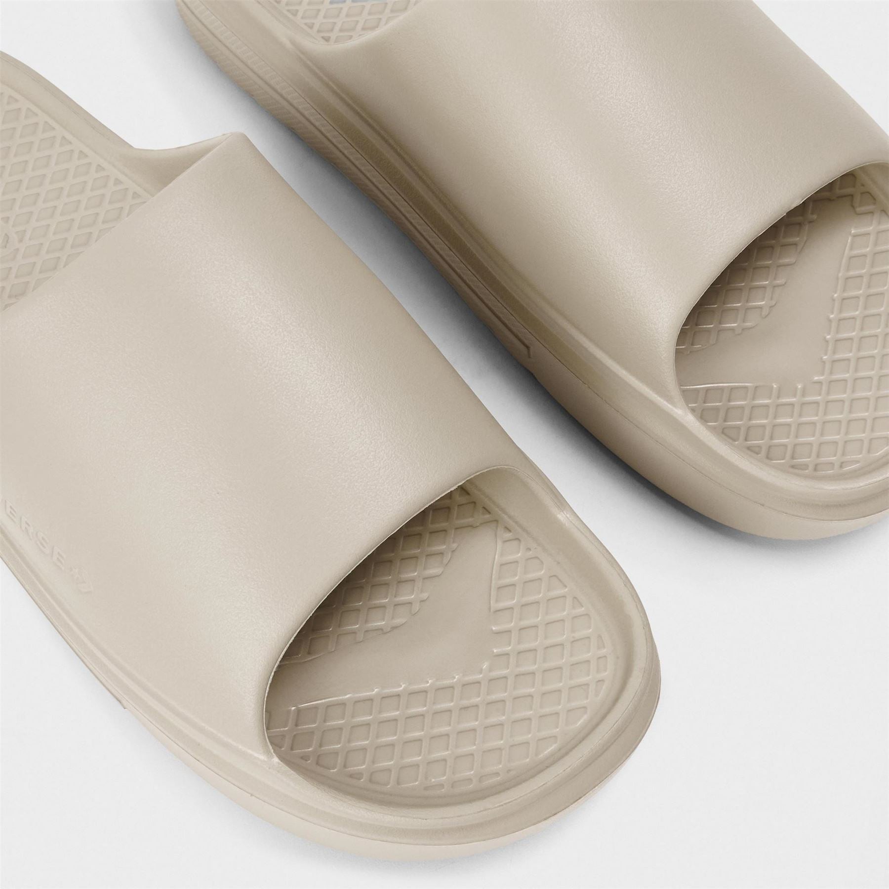 Converse Essen Pool Sliders