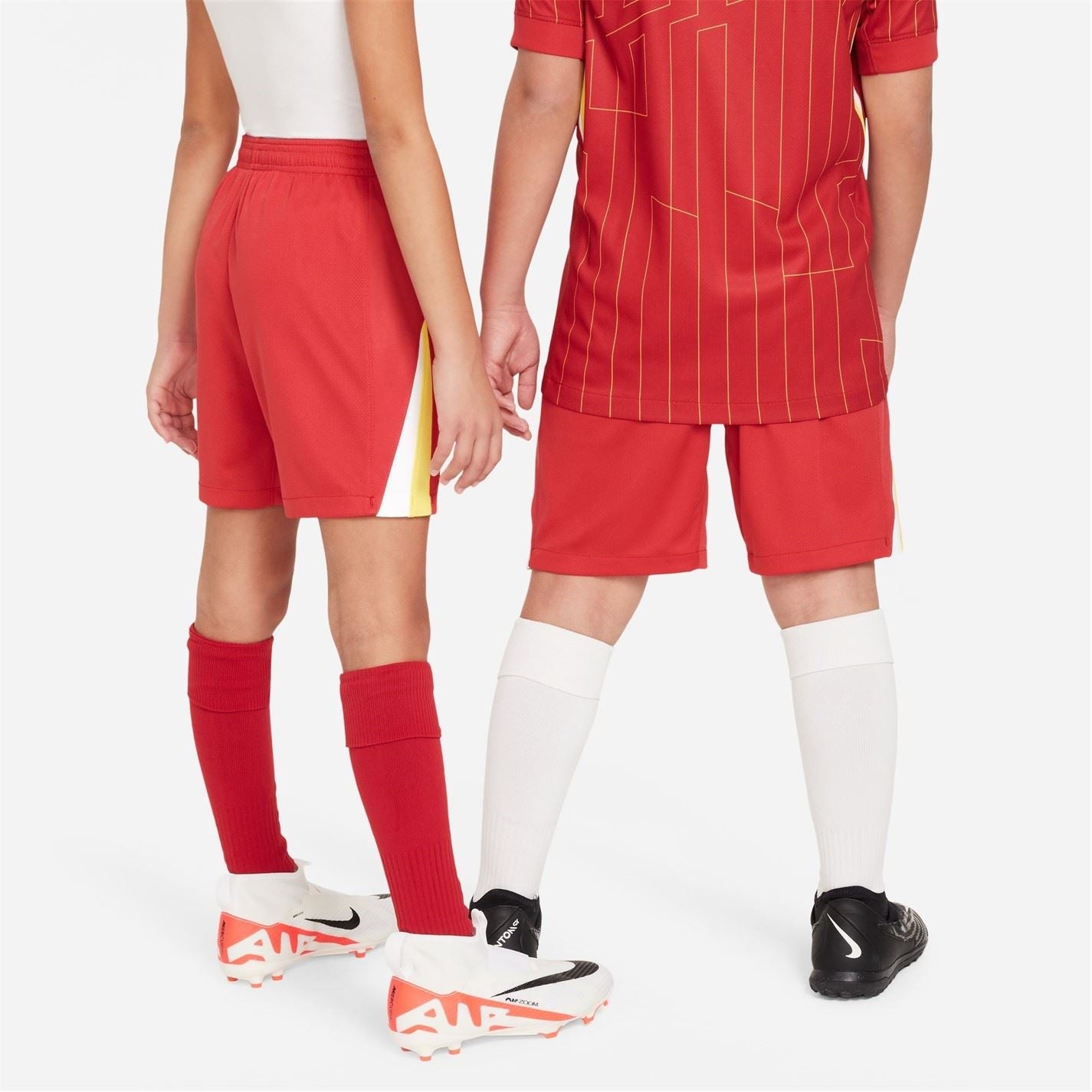 Nike Liverpool Home Shorts 2024 2025 Juniors