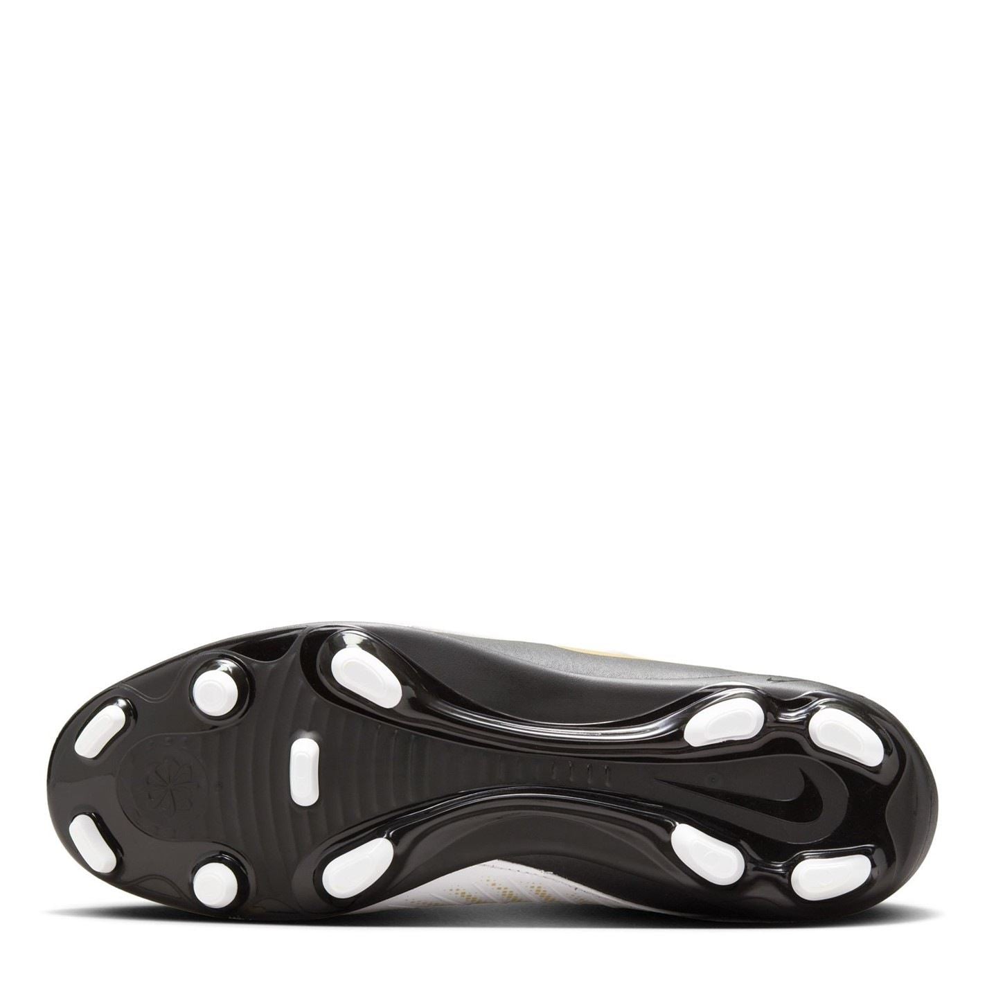 Nike Phantom Luna Ii Club Firm Ground Football Boots