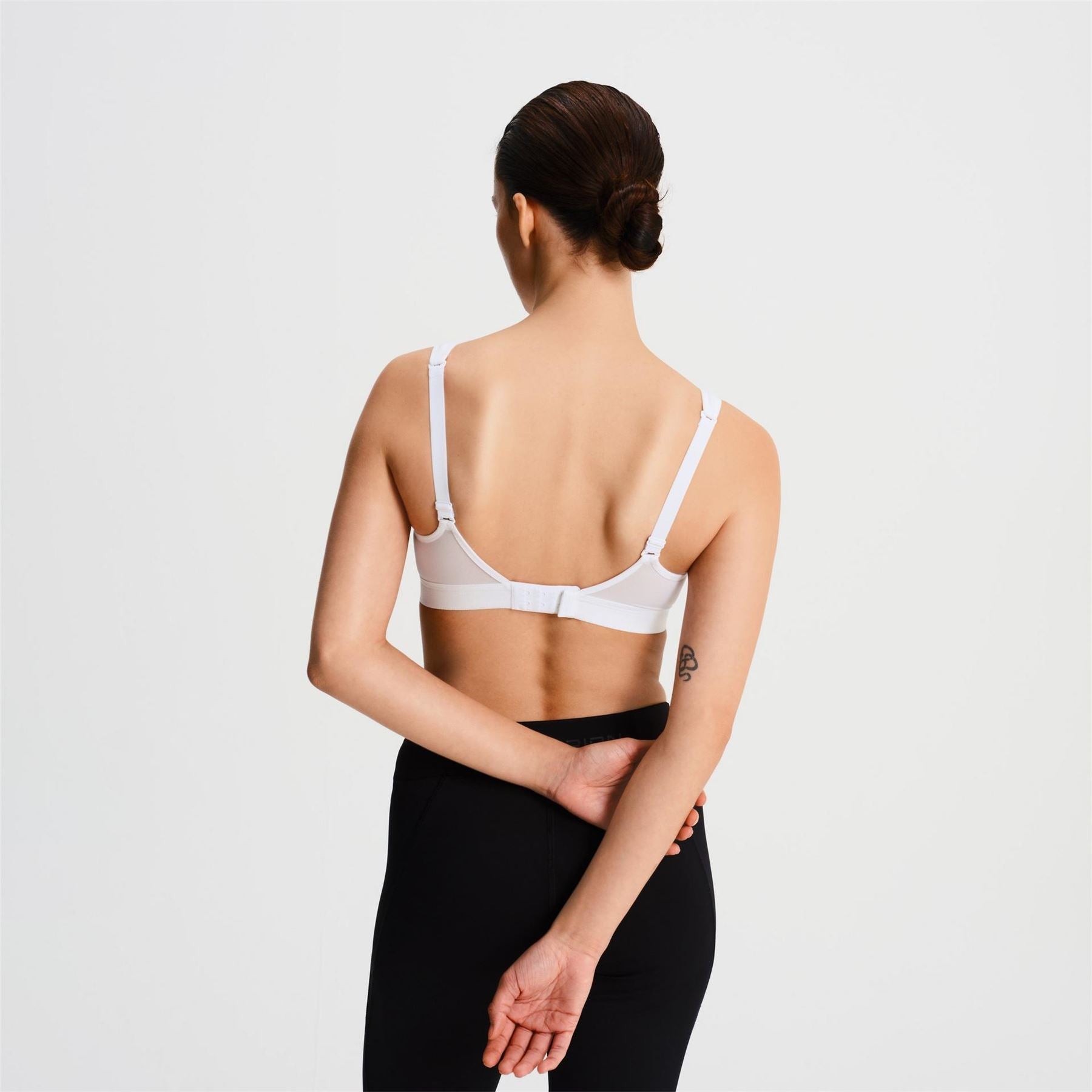 Shock Absorber Classic Sports Bra