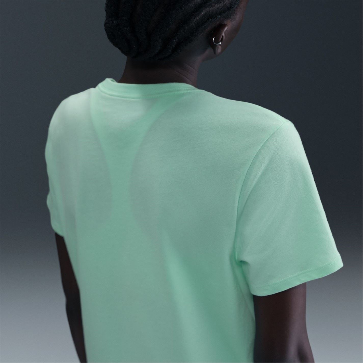 Nike Womens Sportswear Club T-Shirt