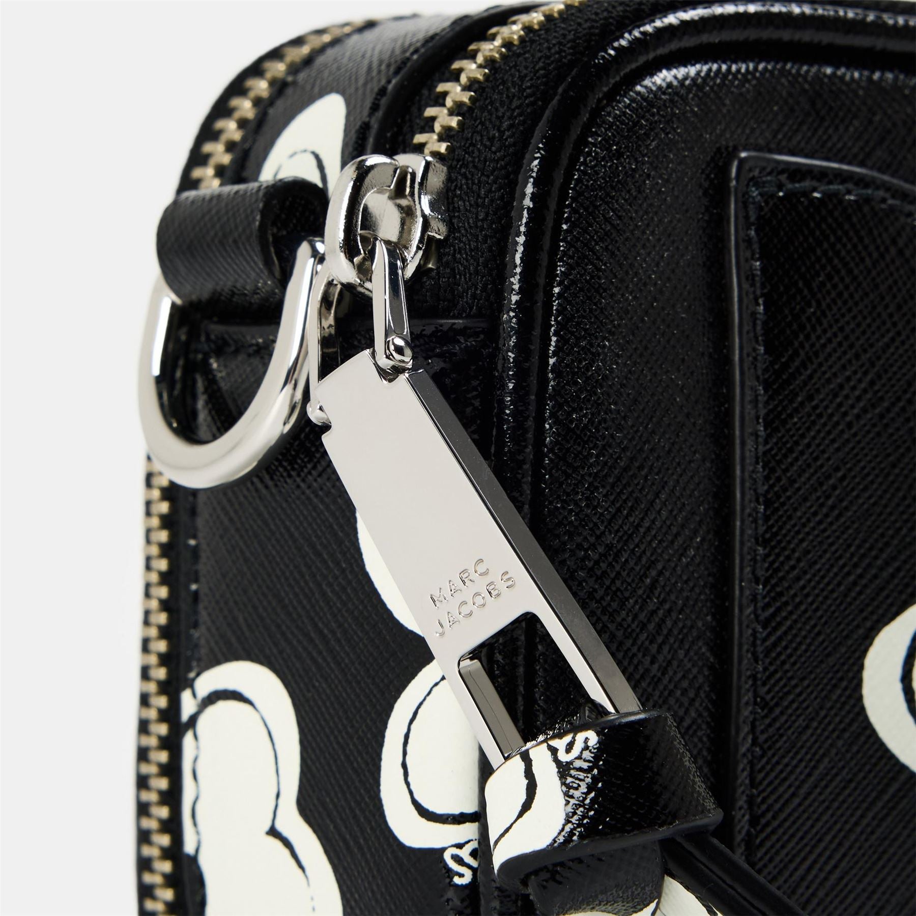 Marc Jacobs Daisy Snapshot Shoulder Bag
