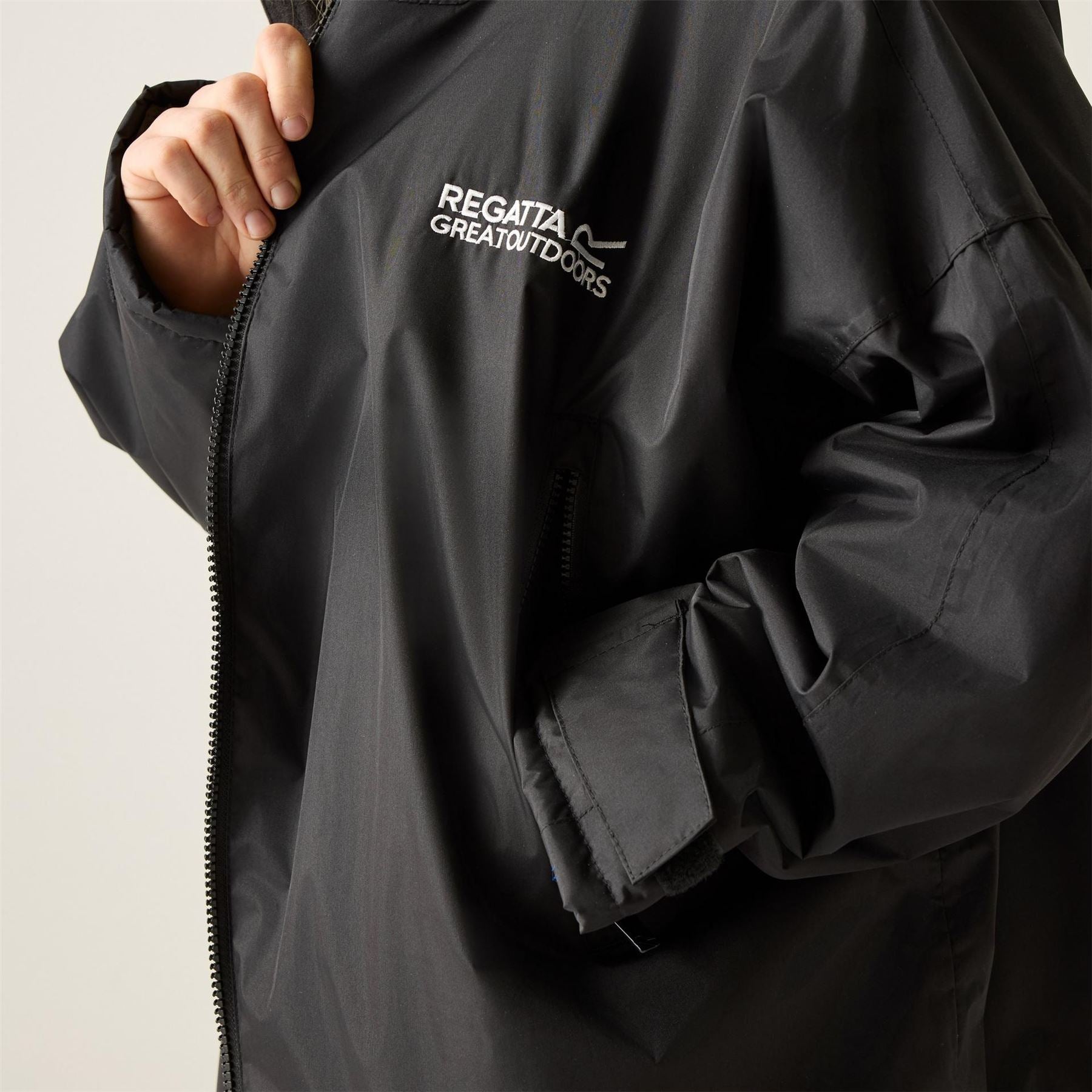 Regatta Adults Waterproof Windproof Borg Fleece Oversized Fit Insulated Robe