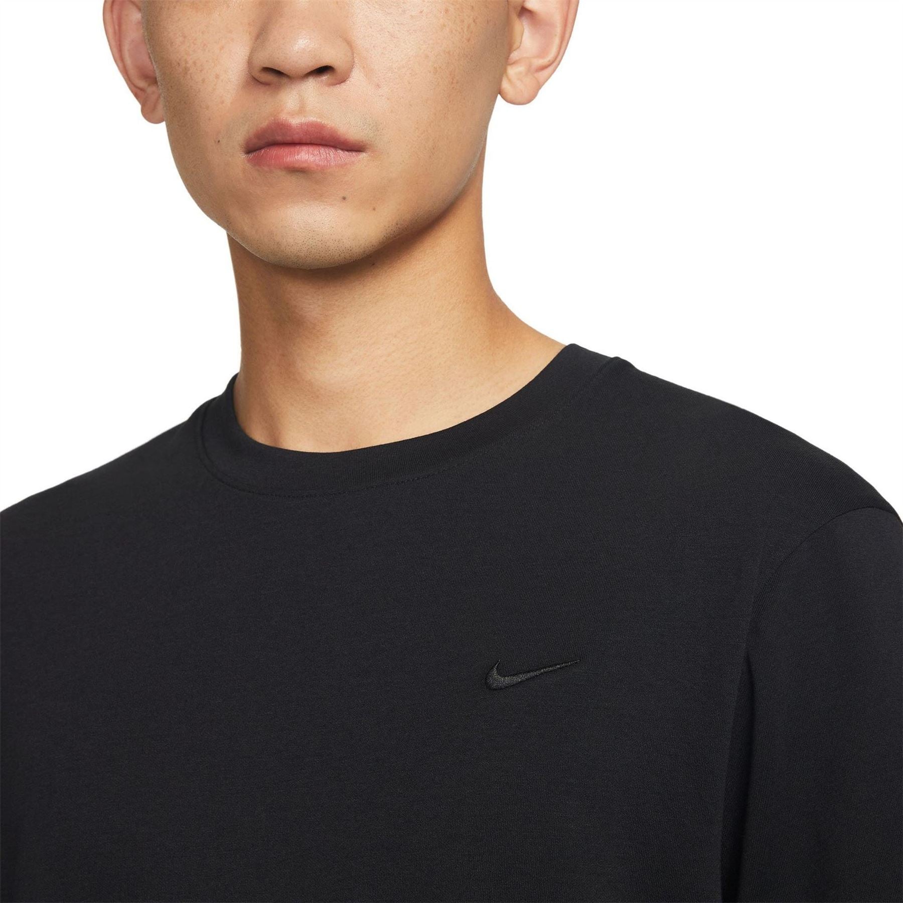 Nike Mens Fit Primary Performance T-Shirt