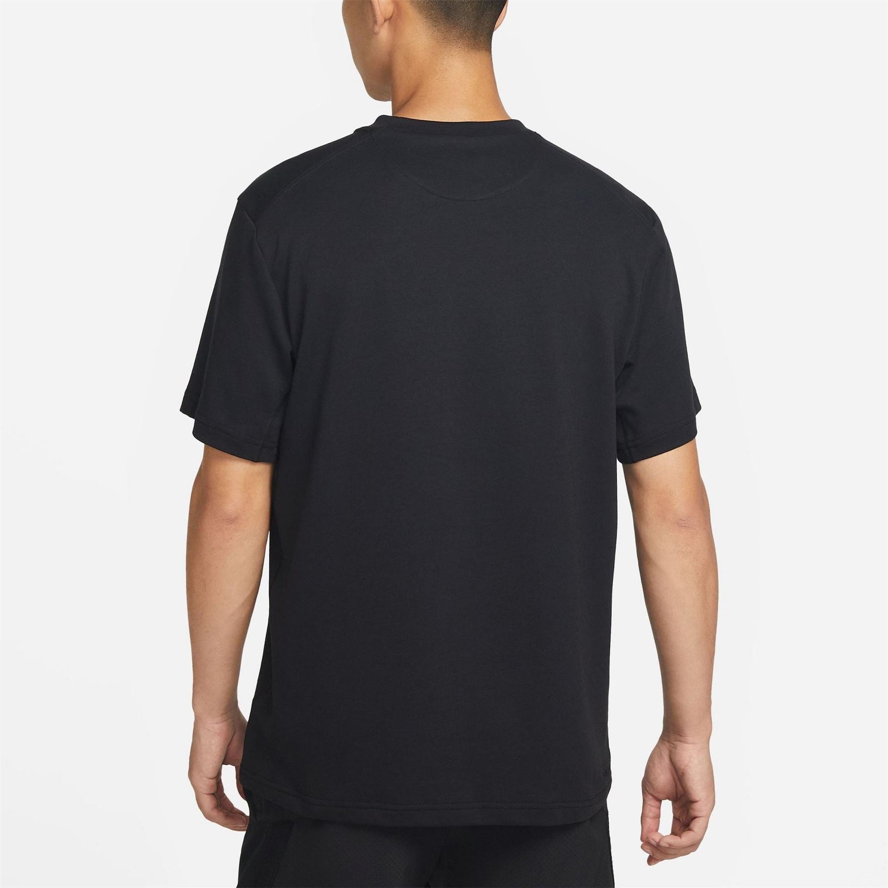 Nike Mens Fit Primary Performance T-Shirt