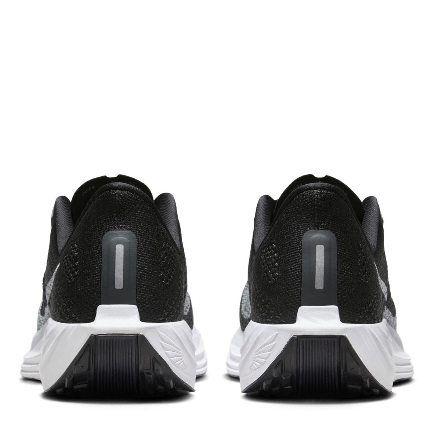 Nike Womens Pegasus Plus Running Shoes