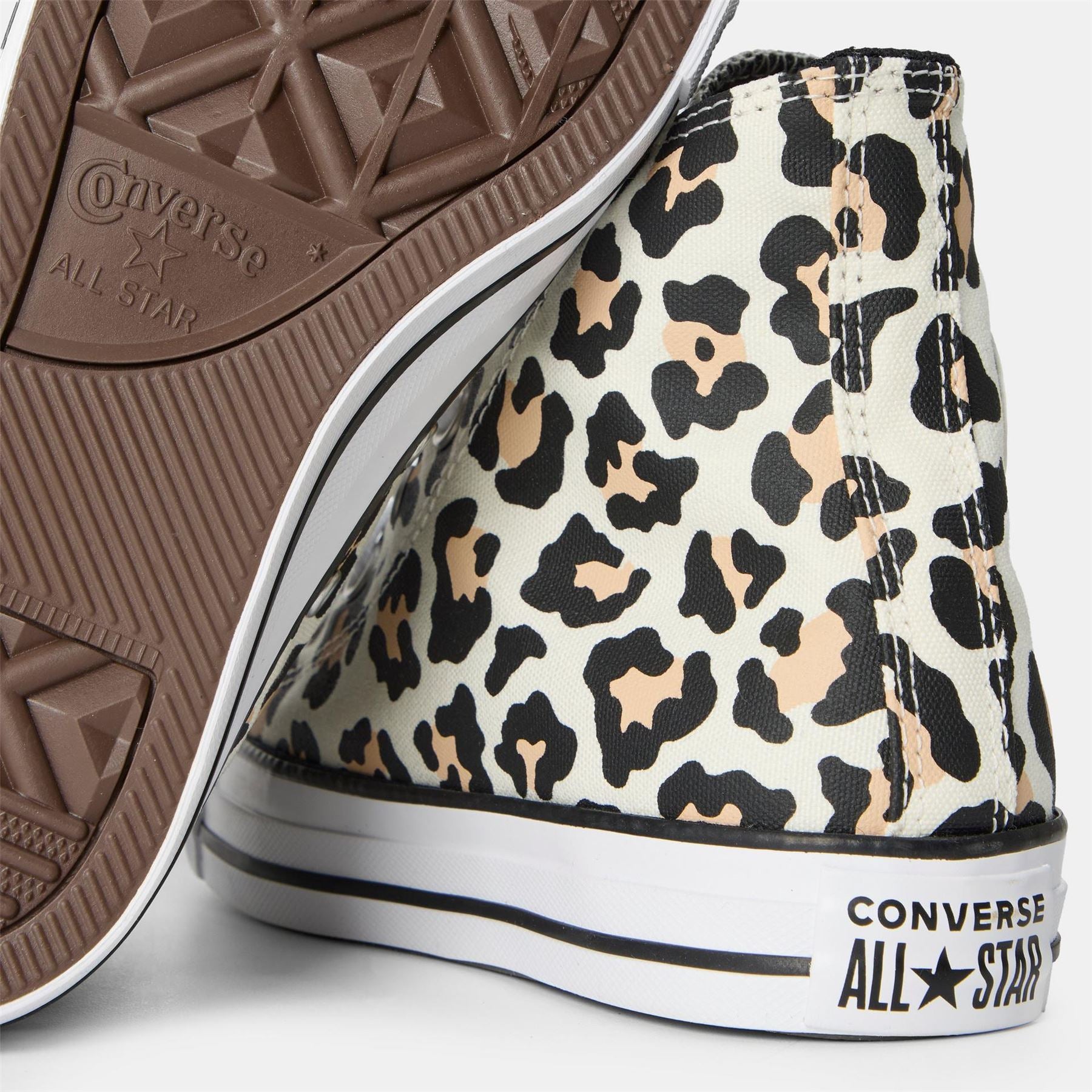Converse Chuck Classic Hi Tops