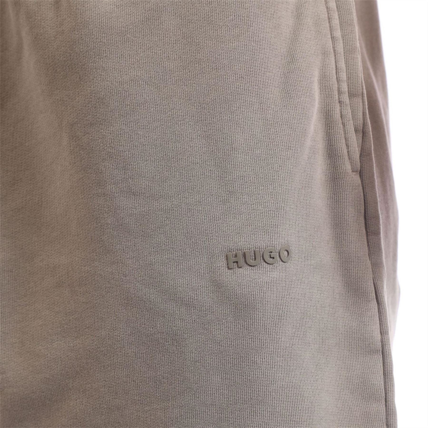 Hugo Shorts
