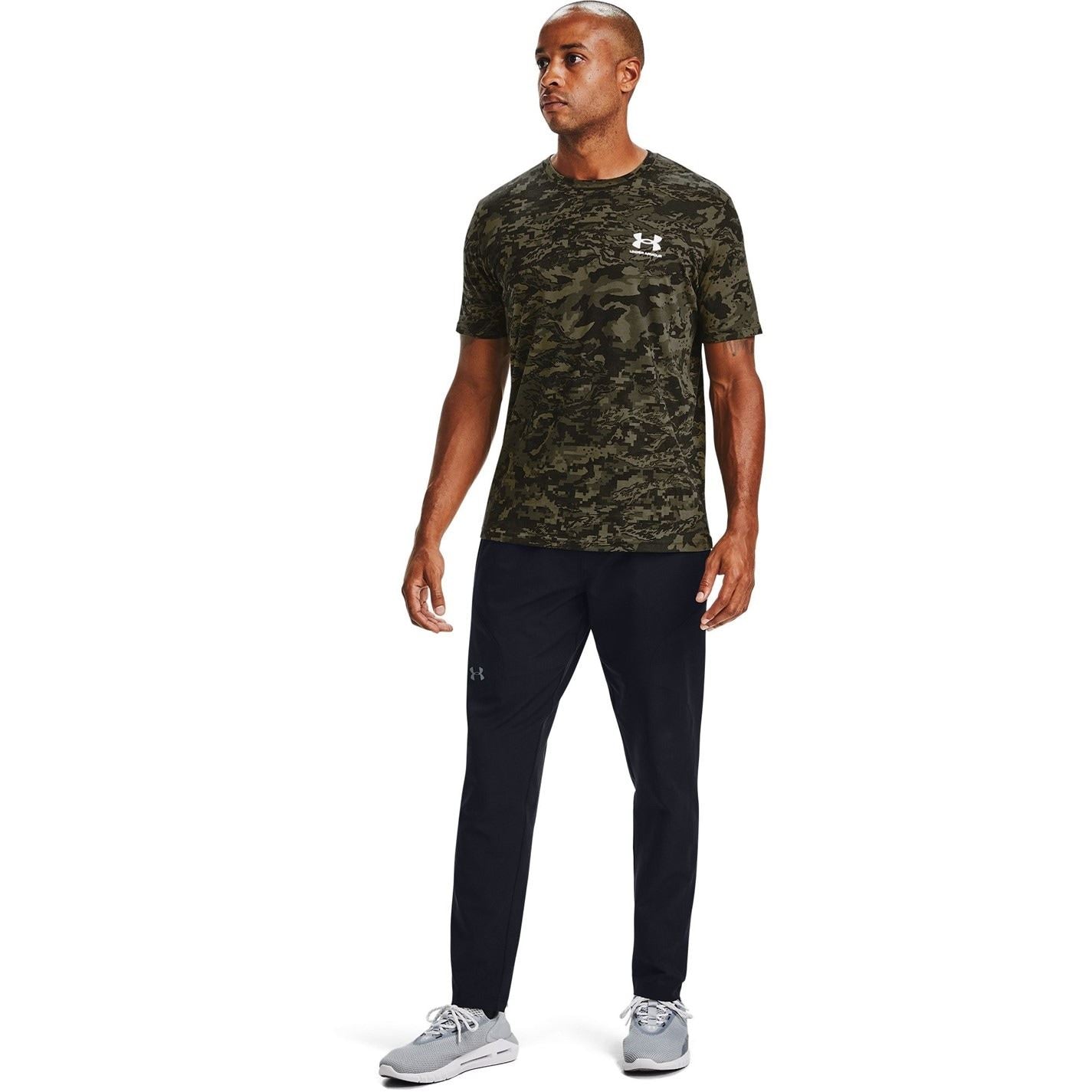 Under Armour Camo Regular Fit Crew Neck Short Sleeve T-Shirt