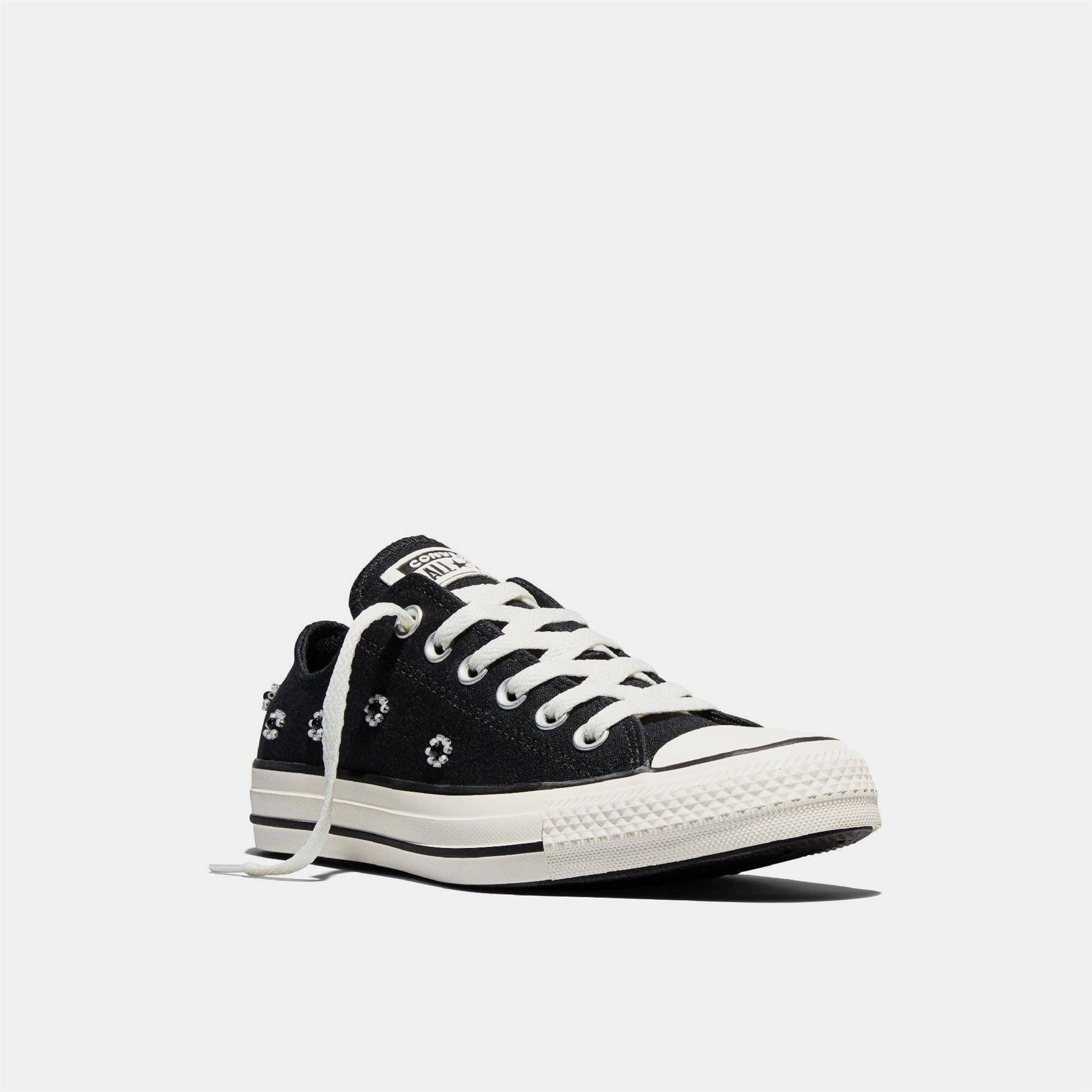 Converse Chuck Taylor All Star Bea Low Top Trainers