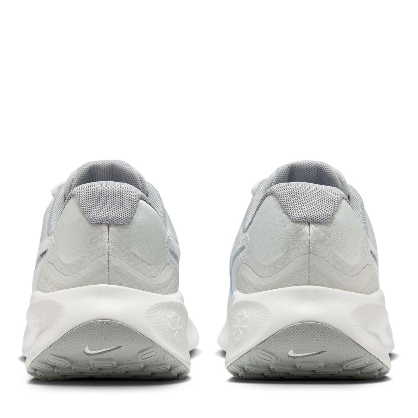 Nike Womens Revolution 7 Running Shoes