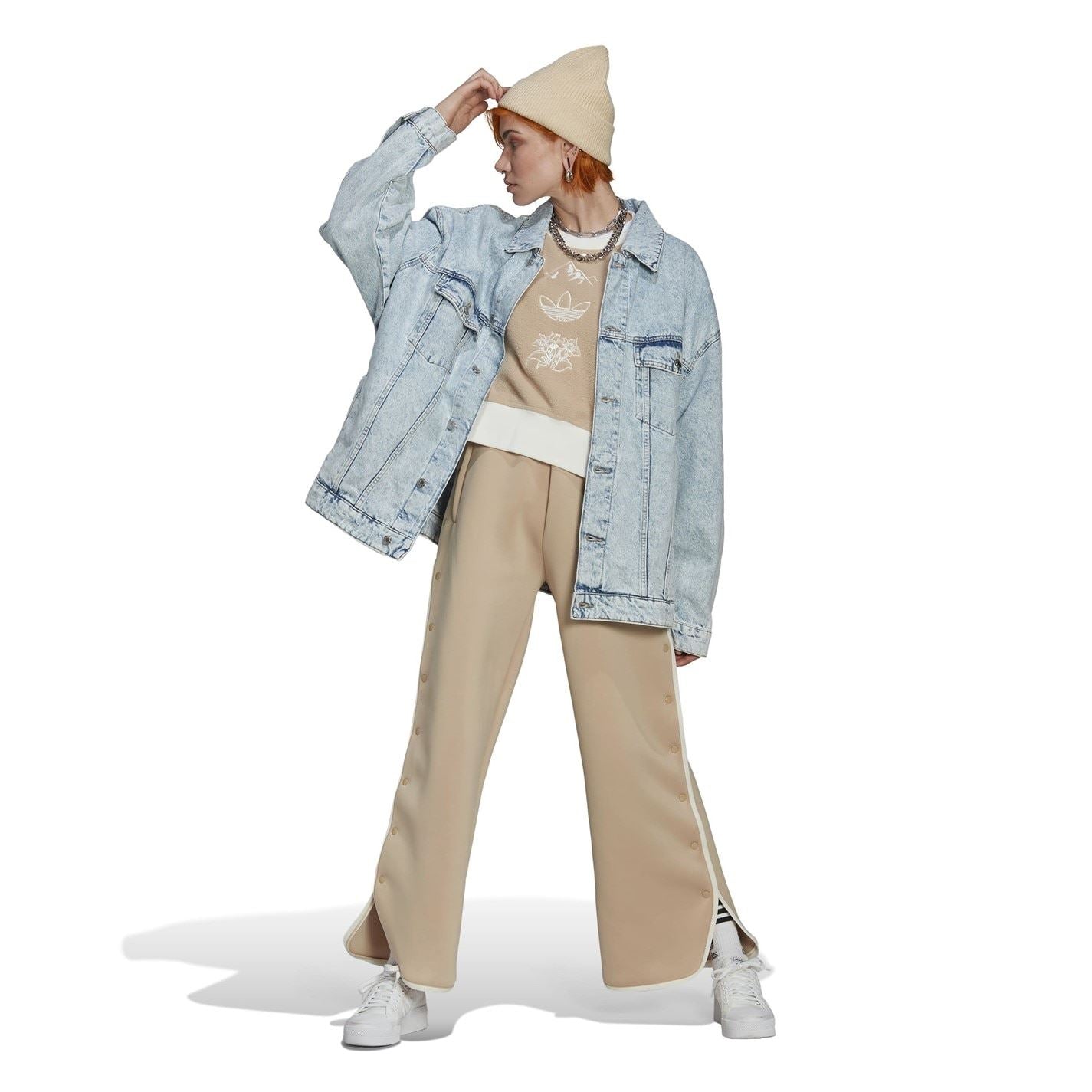 adidas Originals Graphic Crew Neck Relaxed Fit Sweatshirt