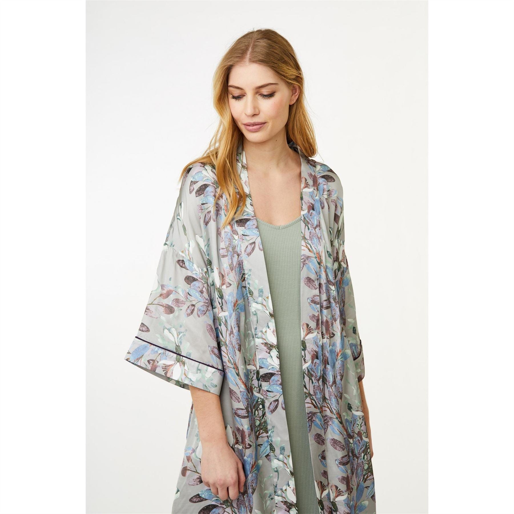 CCDK Kimono Dressing Gown