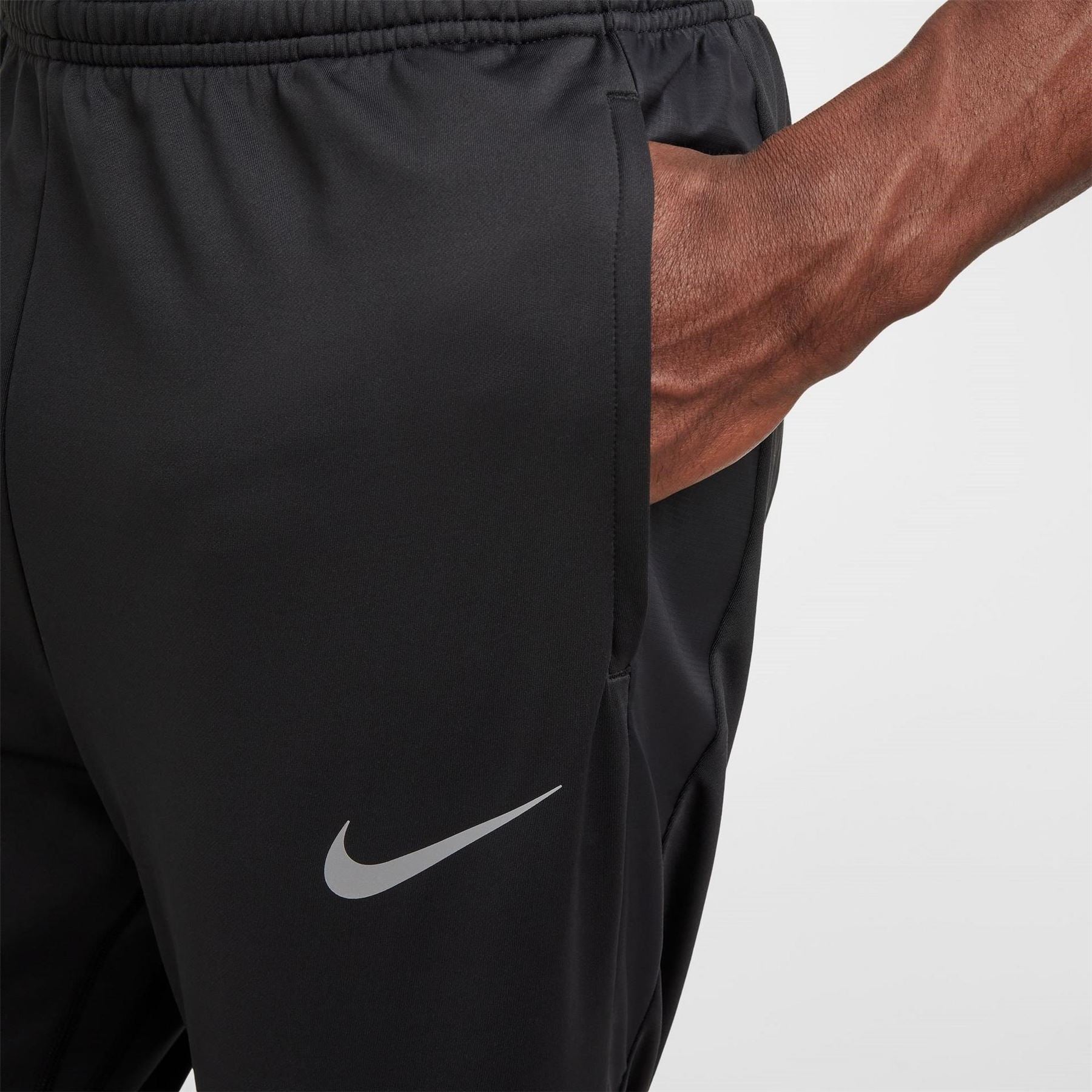 Nike Strike Winter Warrior Solid Patterned Slim Track Pants