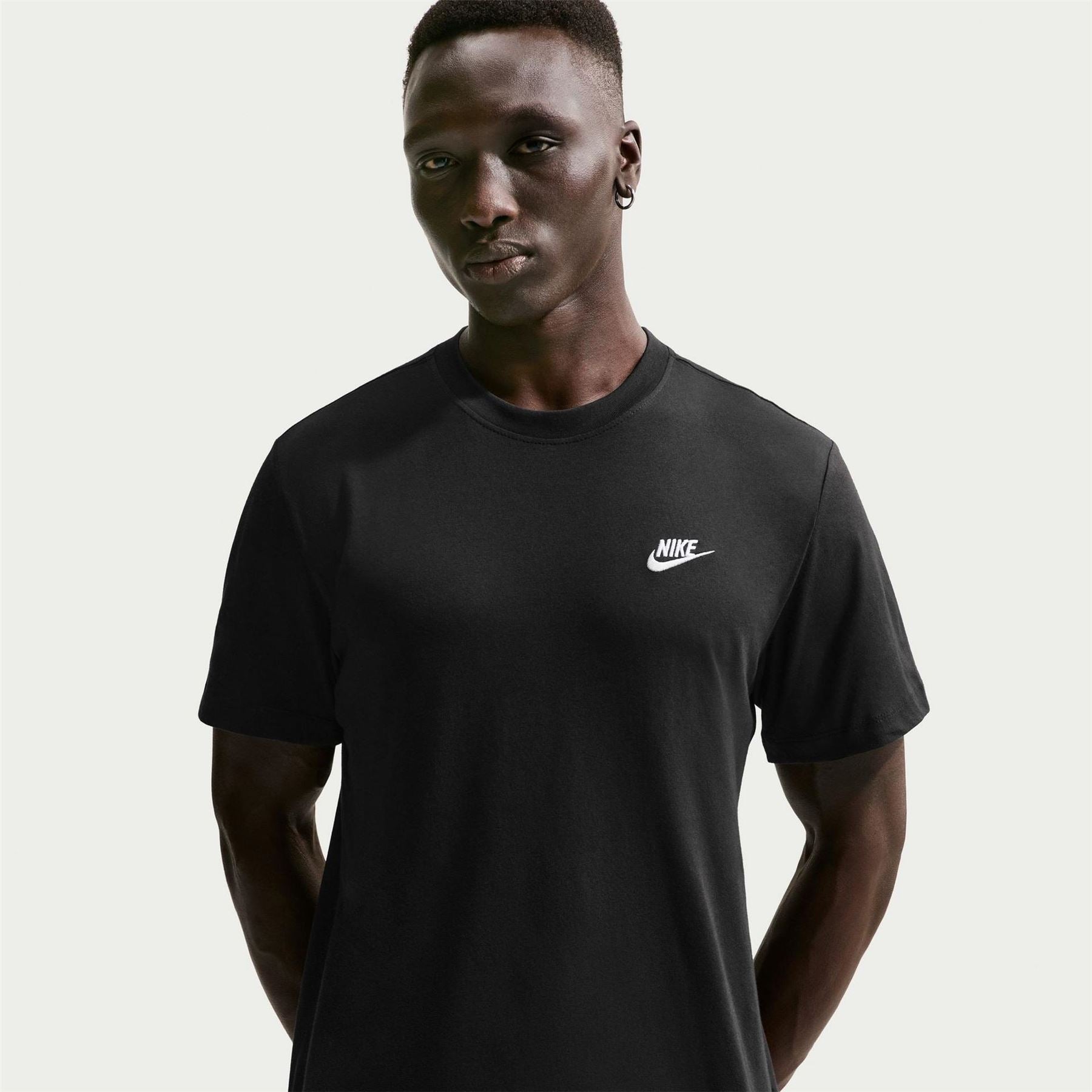 Nike Mens Sportswear Club T-Shirt