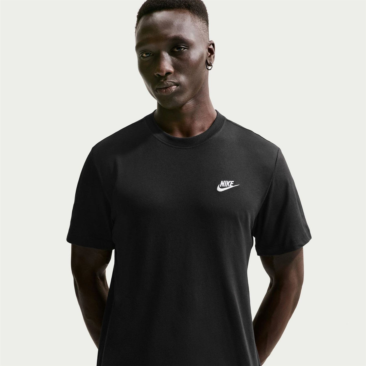Nike Mens Sportswear Club T-Shirt