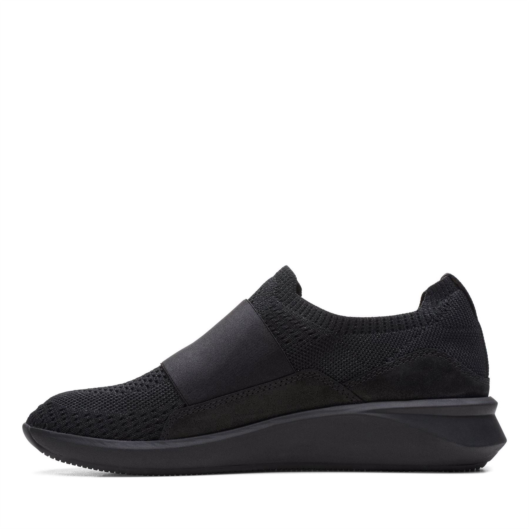 Clarks Un Rio Knit Trainers