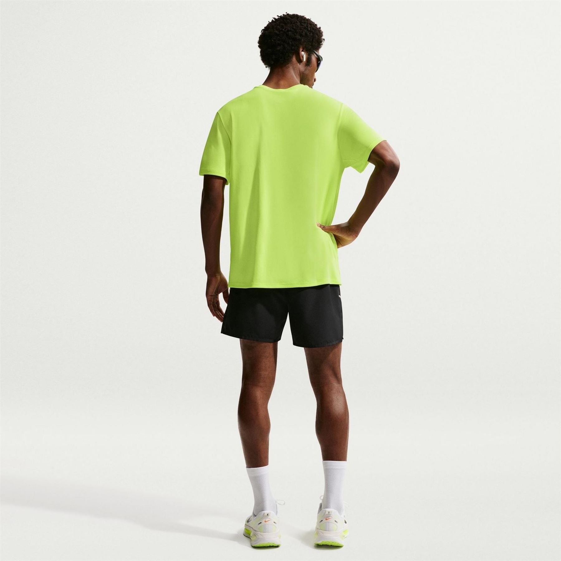 Nike Mens Drifit Miler Running Top