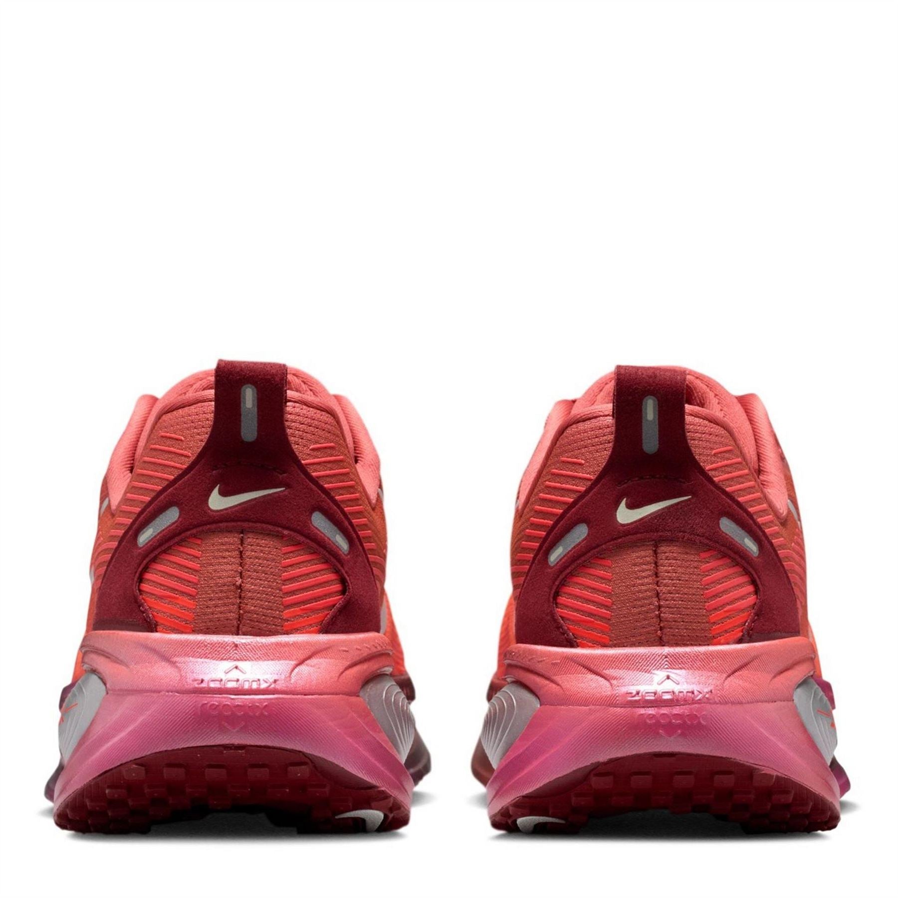 Nike Womens Vomero 18 Road Running Shoes