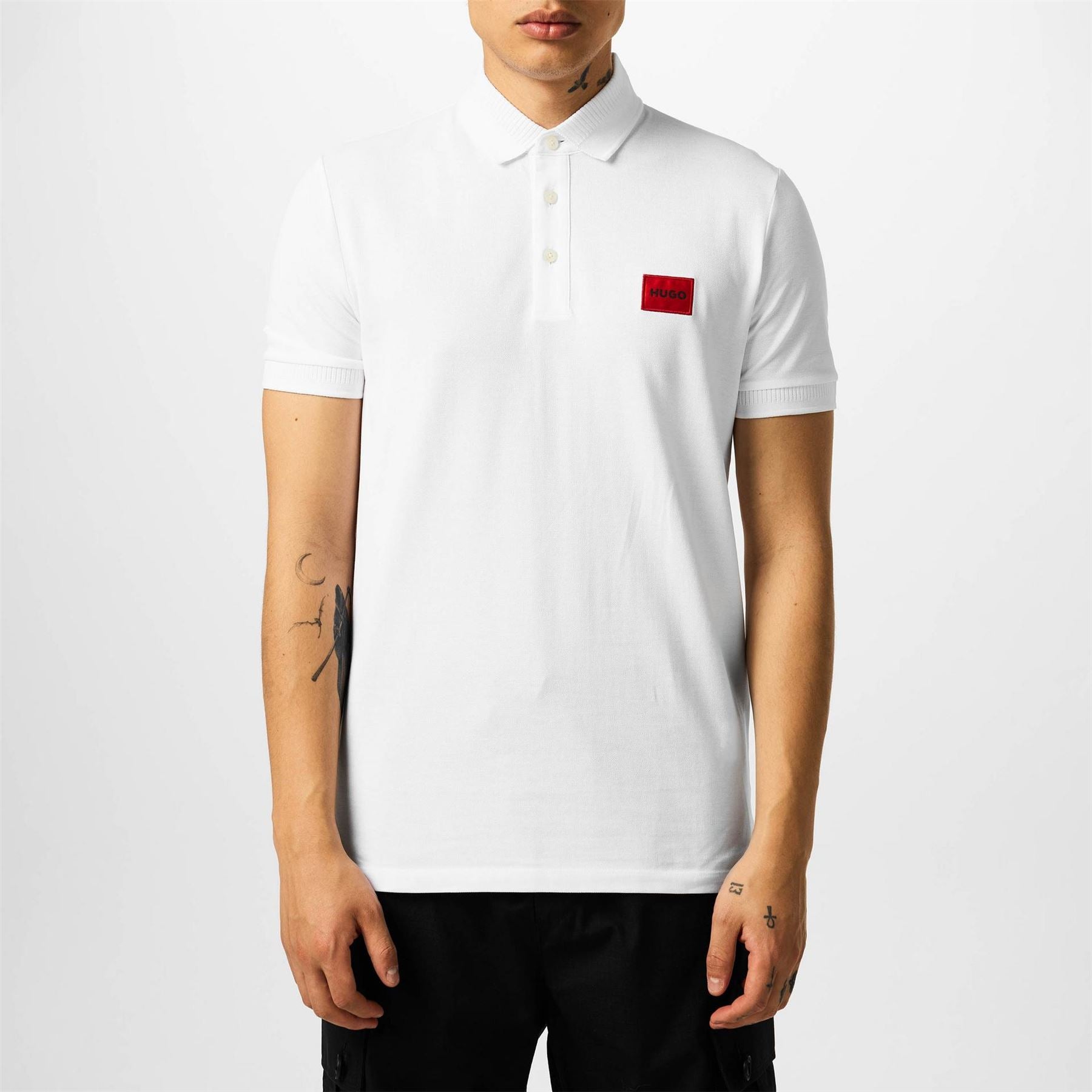 Hugo HUGO Deruso Short Sleeve Polo Shirt with Logo Detail and Ribbed Collar   Premium Cotton