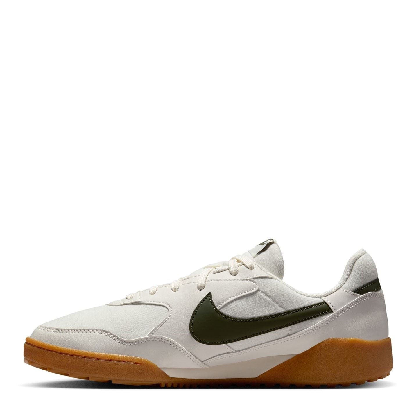 Nike Terra Manta  Round Toe Low Top Sneakers