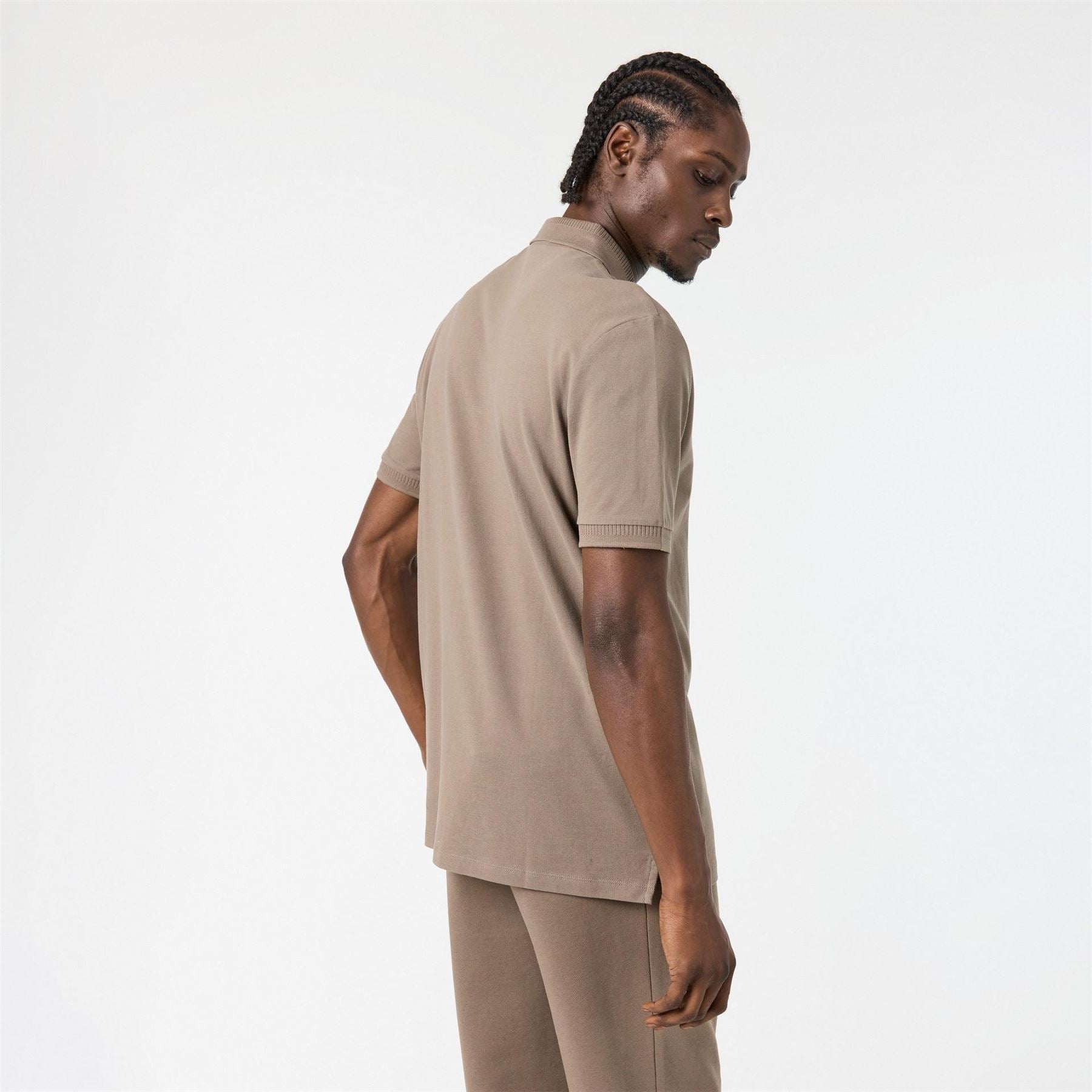 Hugo HUGO Deruso Short Sleeve Polo Shirt with Logo Detail and Ribbed Collar   Premium Cotton