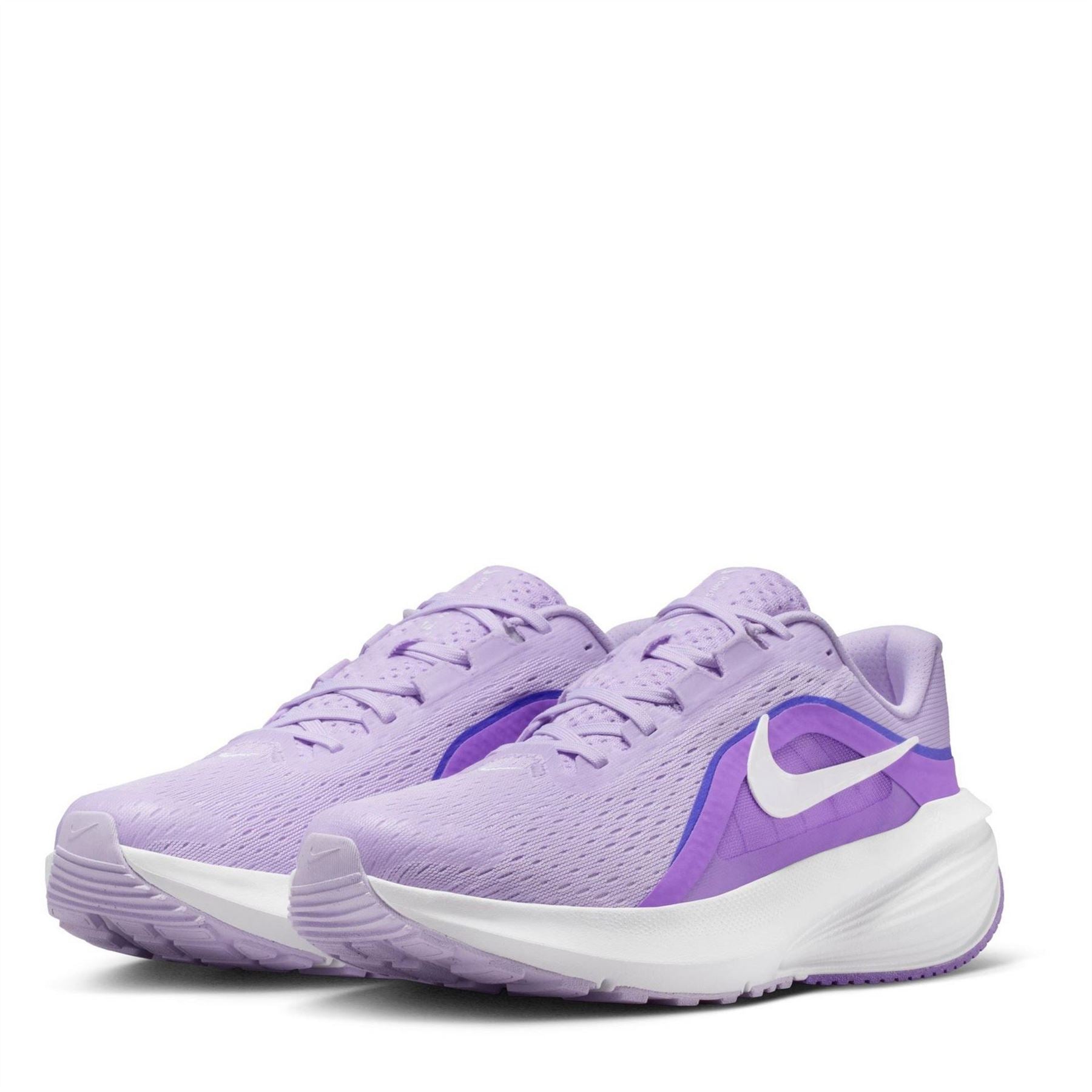 Nike Downshifter 14 Lace-Up Low Top Sneakers