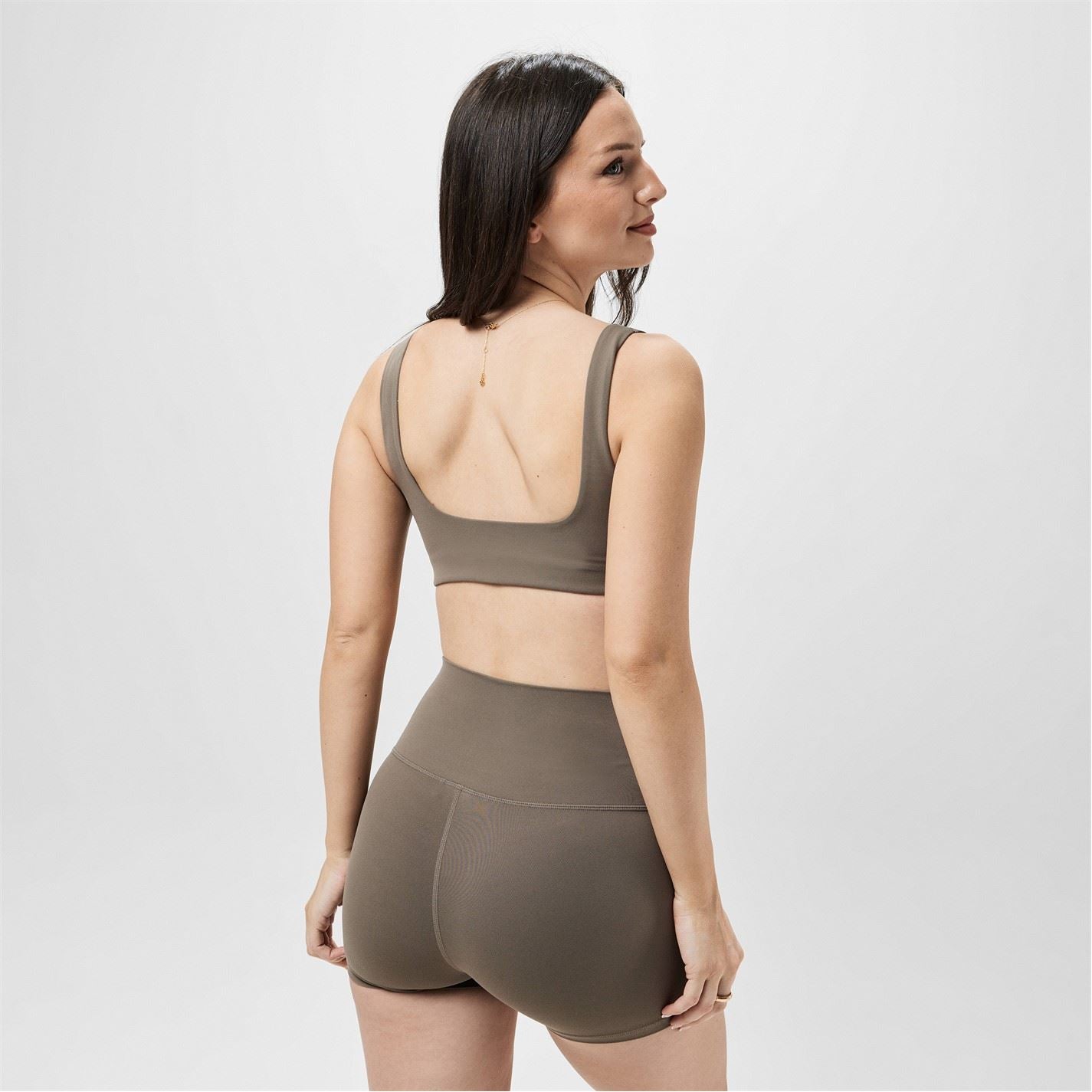 USA Pro Cropped Square Neck Snug Fit Bra