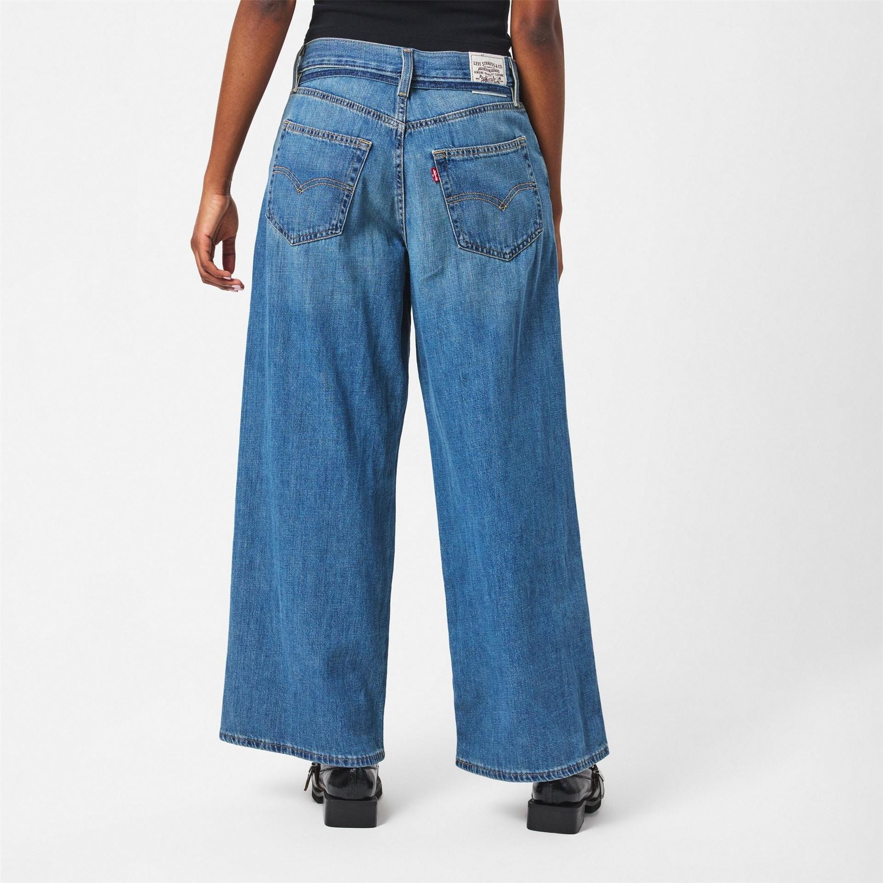 Levis Wide Leg Relaxed Fit Dream Jeans