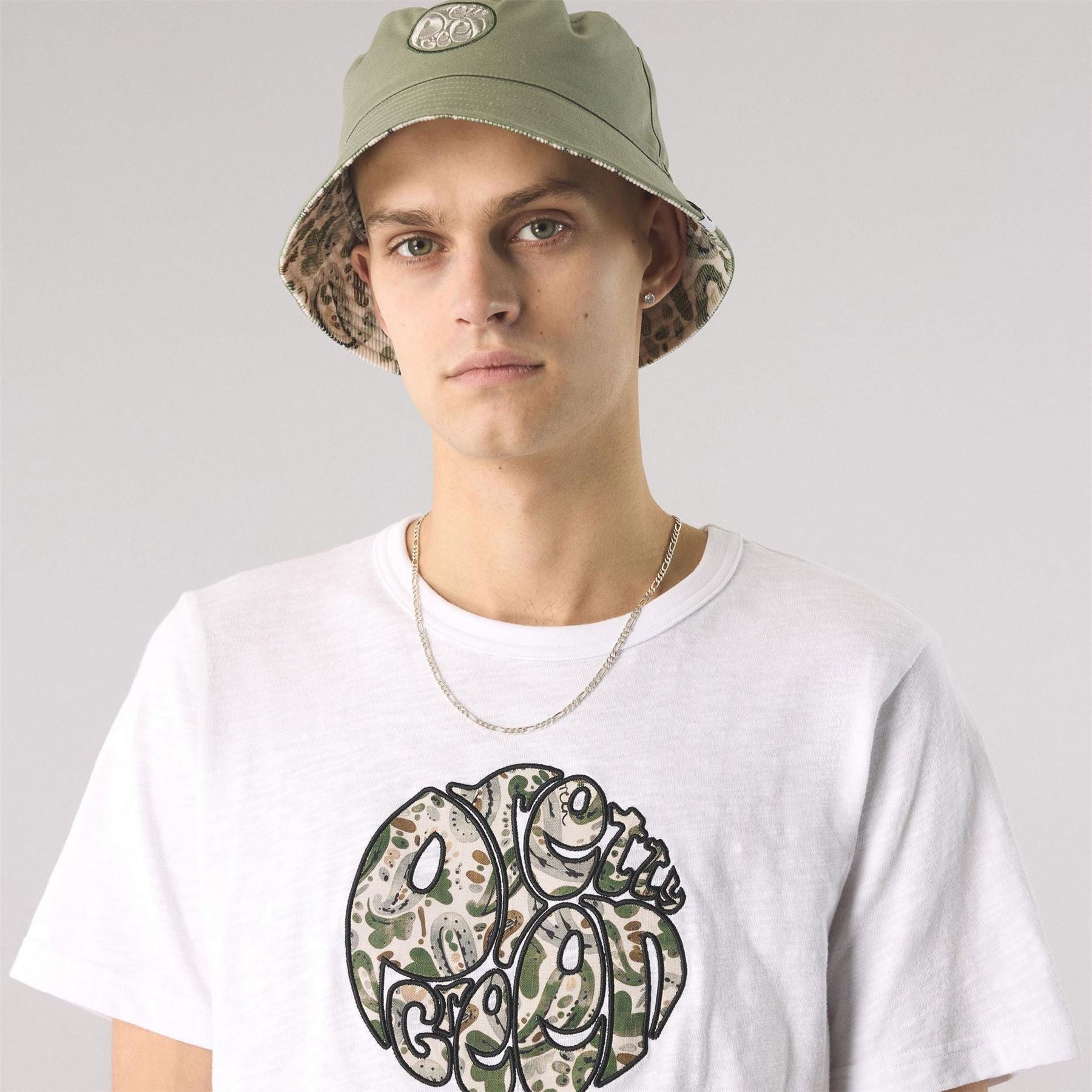Pretty Green Aquarelle Print Regular Fit T-Shirt