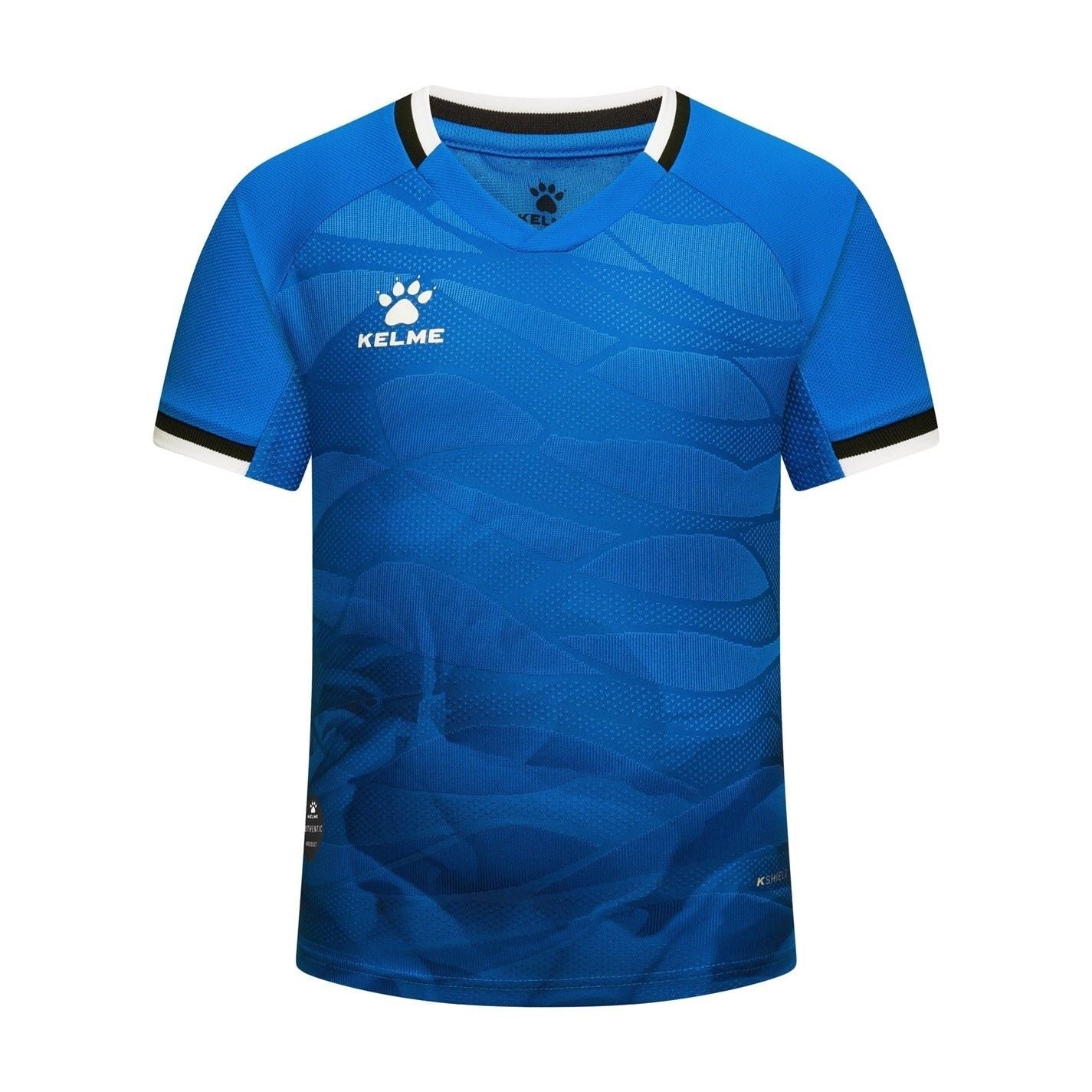 Kelme Regular Fit Raglan Sleeve V-Neck T-Shirt