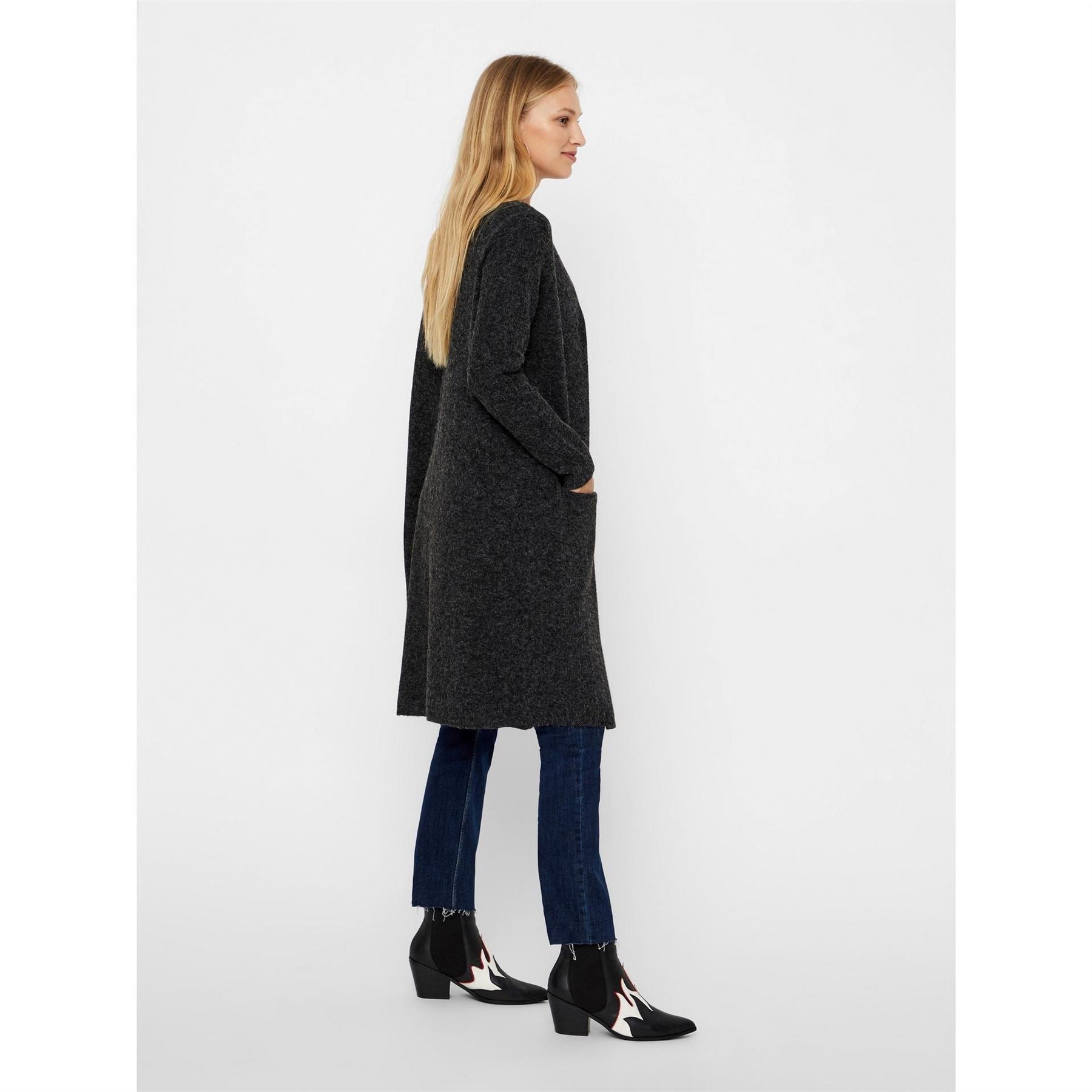 Vero Moda Doffy V-Neck Relaxed Fit Long Sleeve Sweater