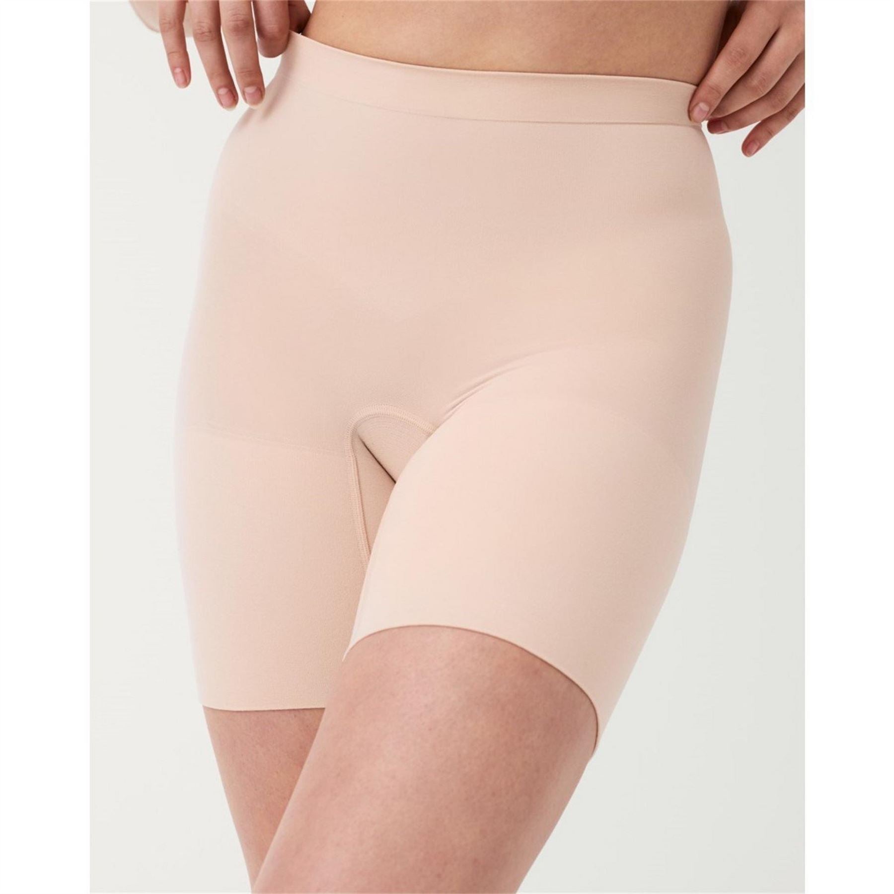 Spanx Seamless Shaping Medium Control Shorts