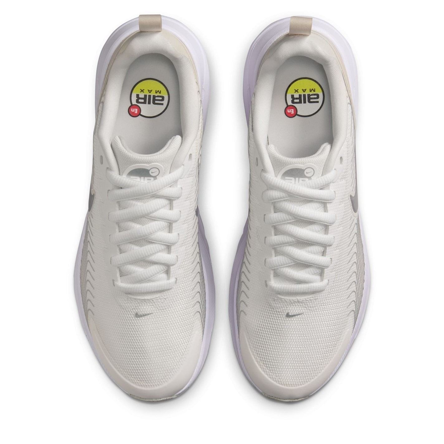 Nike Air Max Nuaxis Ribbed Low Top Sneakers