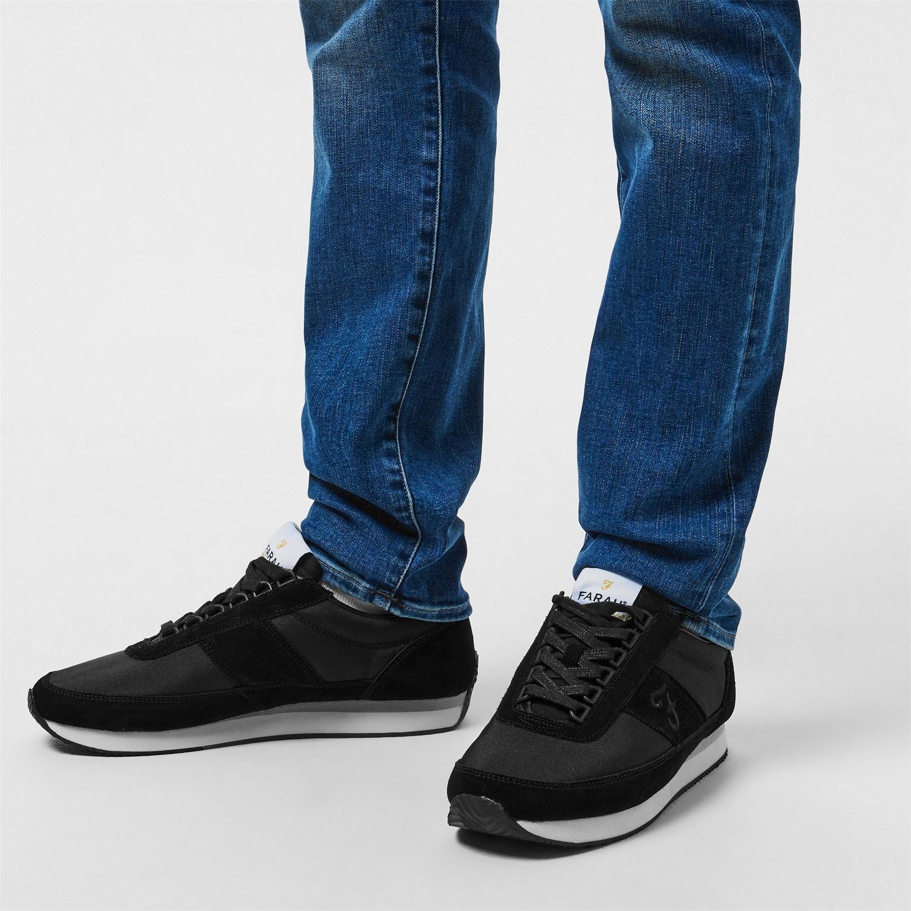 Farah Darton Runner Lace-Up Low Top Sneakers