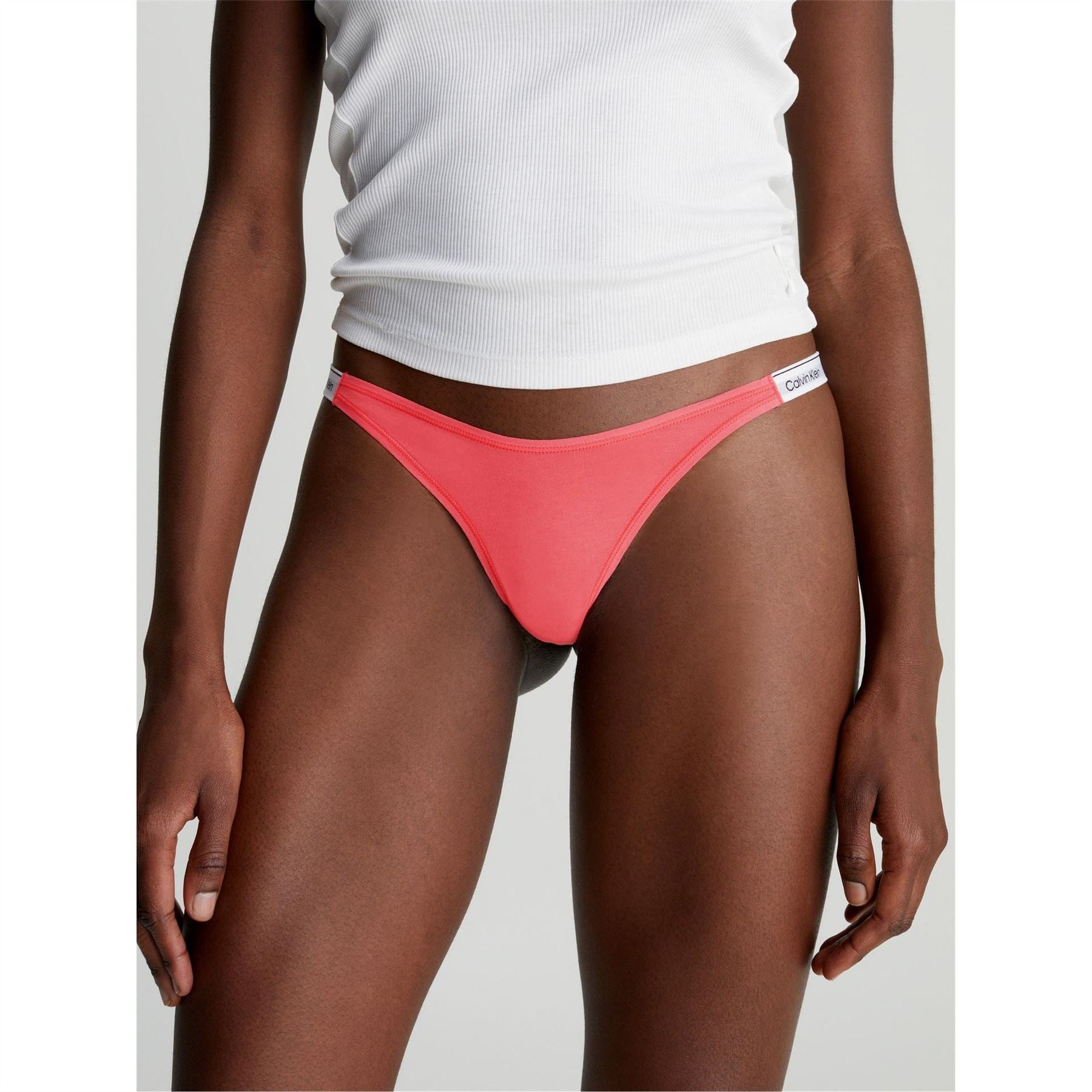 Calvin Klein Logo Waistband Seamless Soft Breathable Thong