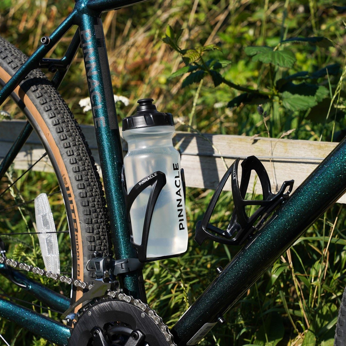 Pinnacle Bottle  And  Cage Combo