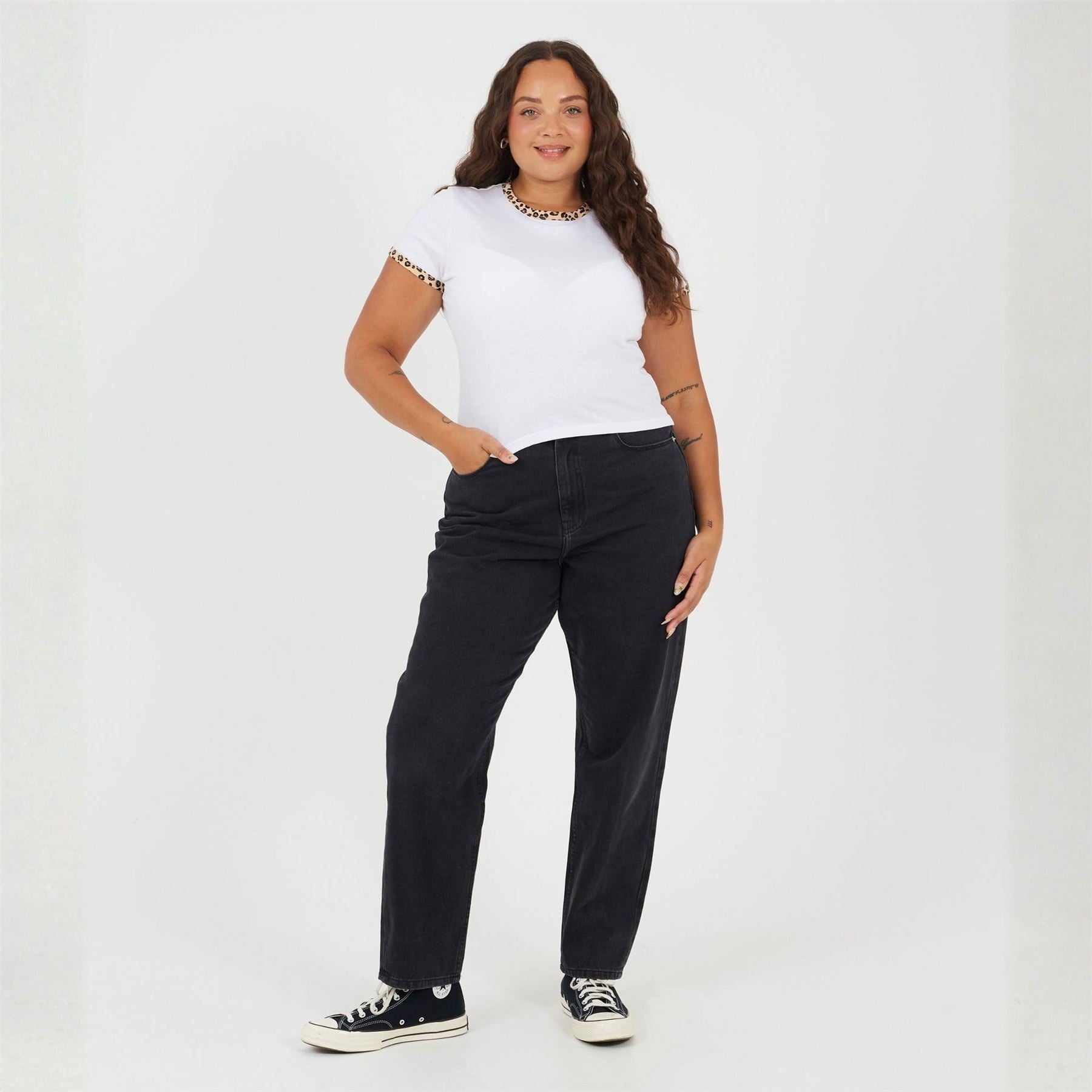Brave Soul Plus Size Short Sleeve T Shit With Leopard Print Neck And Sleeve Rib