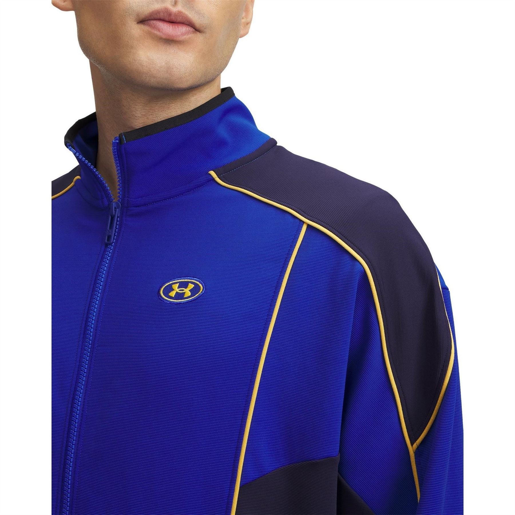 Under Armour 
Regular Fit Contrast Piping Track Jacket