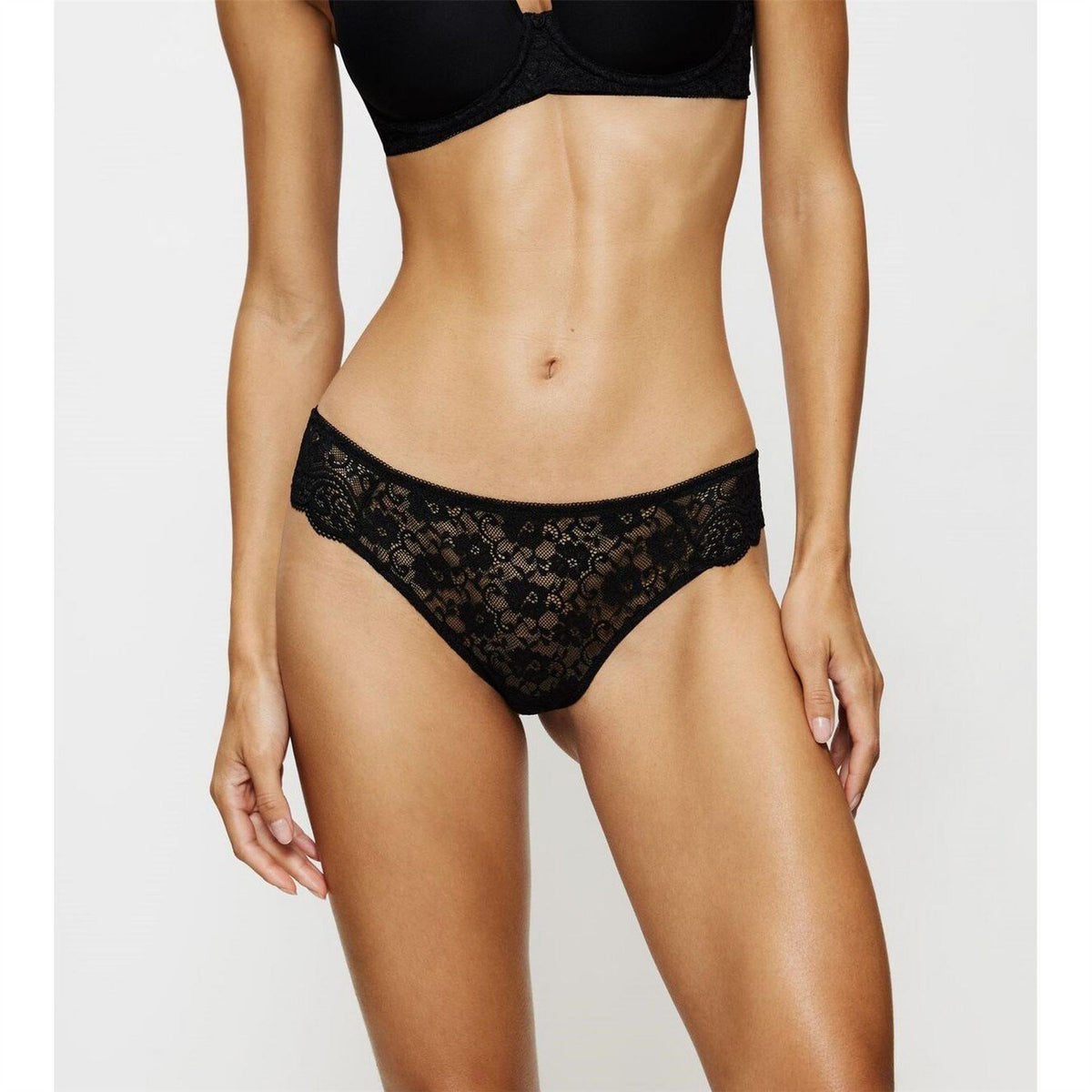 Triumph Thong