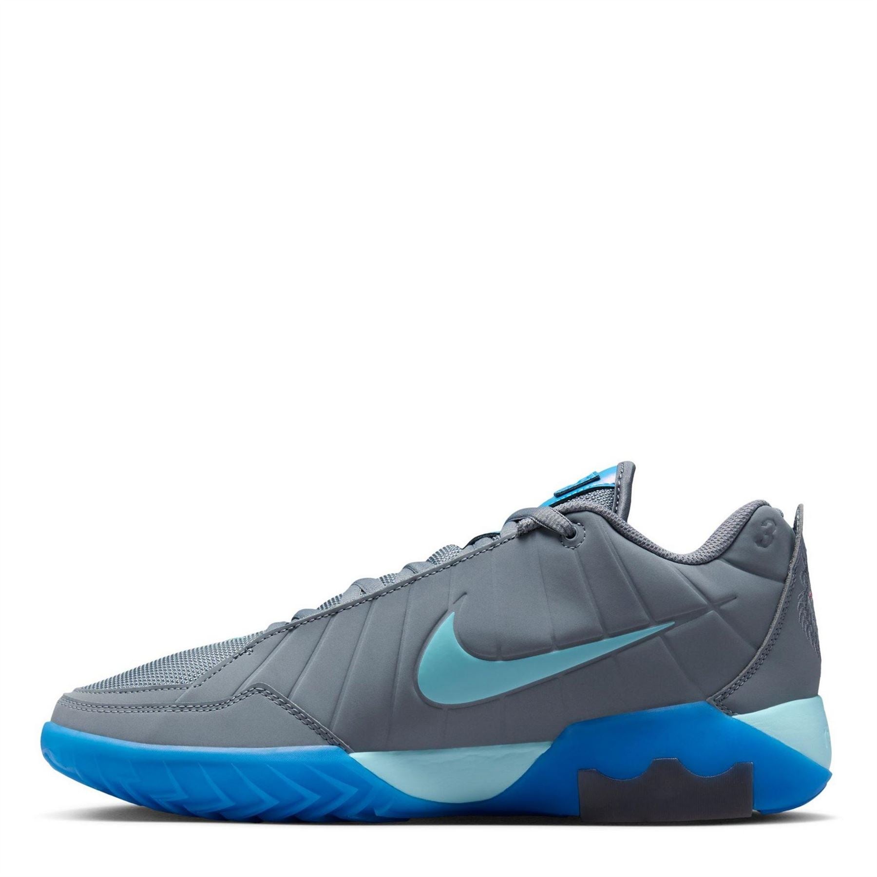 Nike Witness 9 Low Top Lace-Up Sneakers
