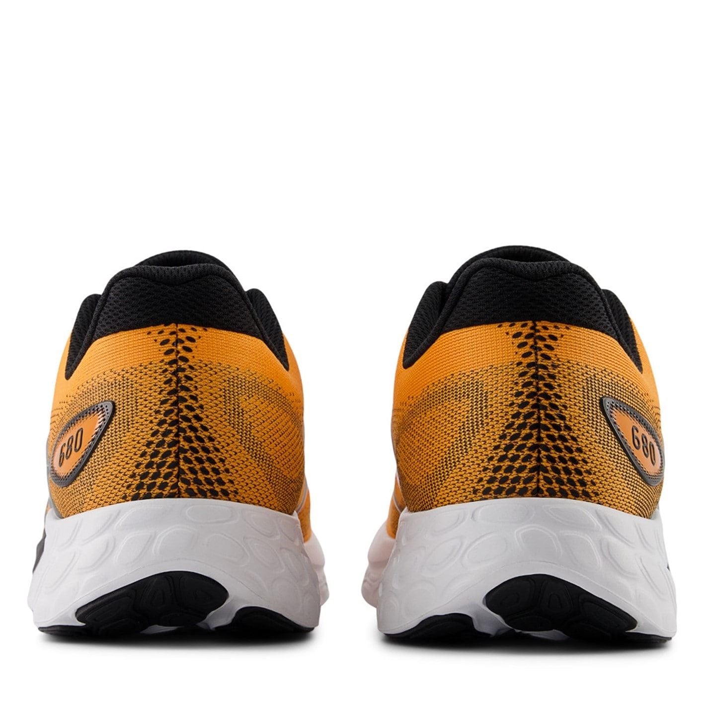 New Balance Mens Fresh Foam 680 V8 Running Shoe