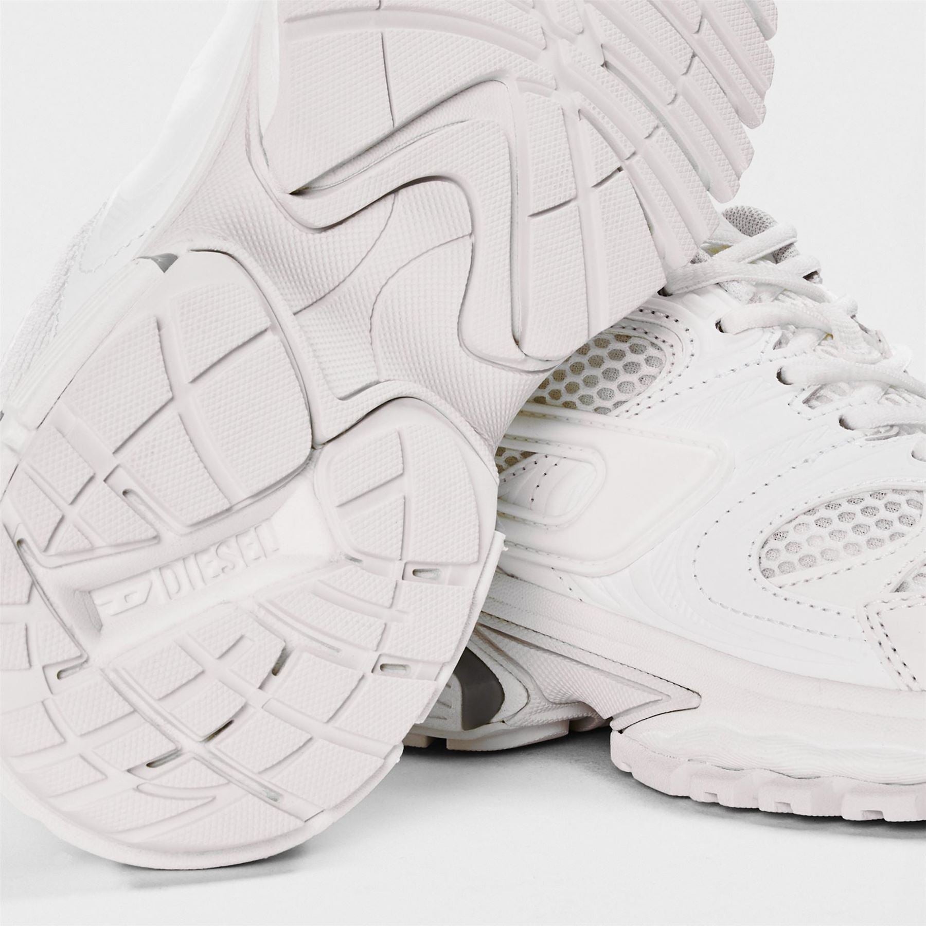 Diesel Serendipity Pro X1 Flat Heel Round Toe Sneakers
